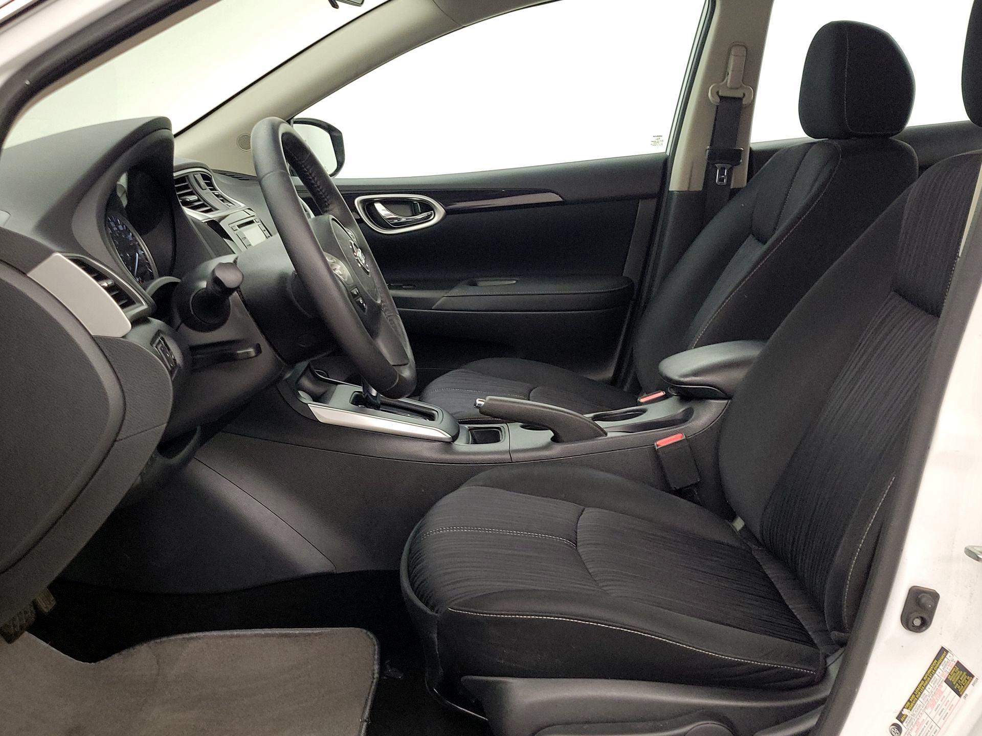 Thumbnail: 2018 Nissan Sentra - 11