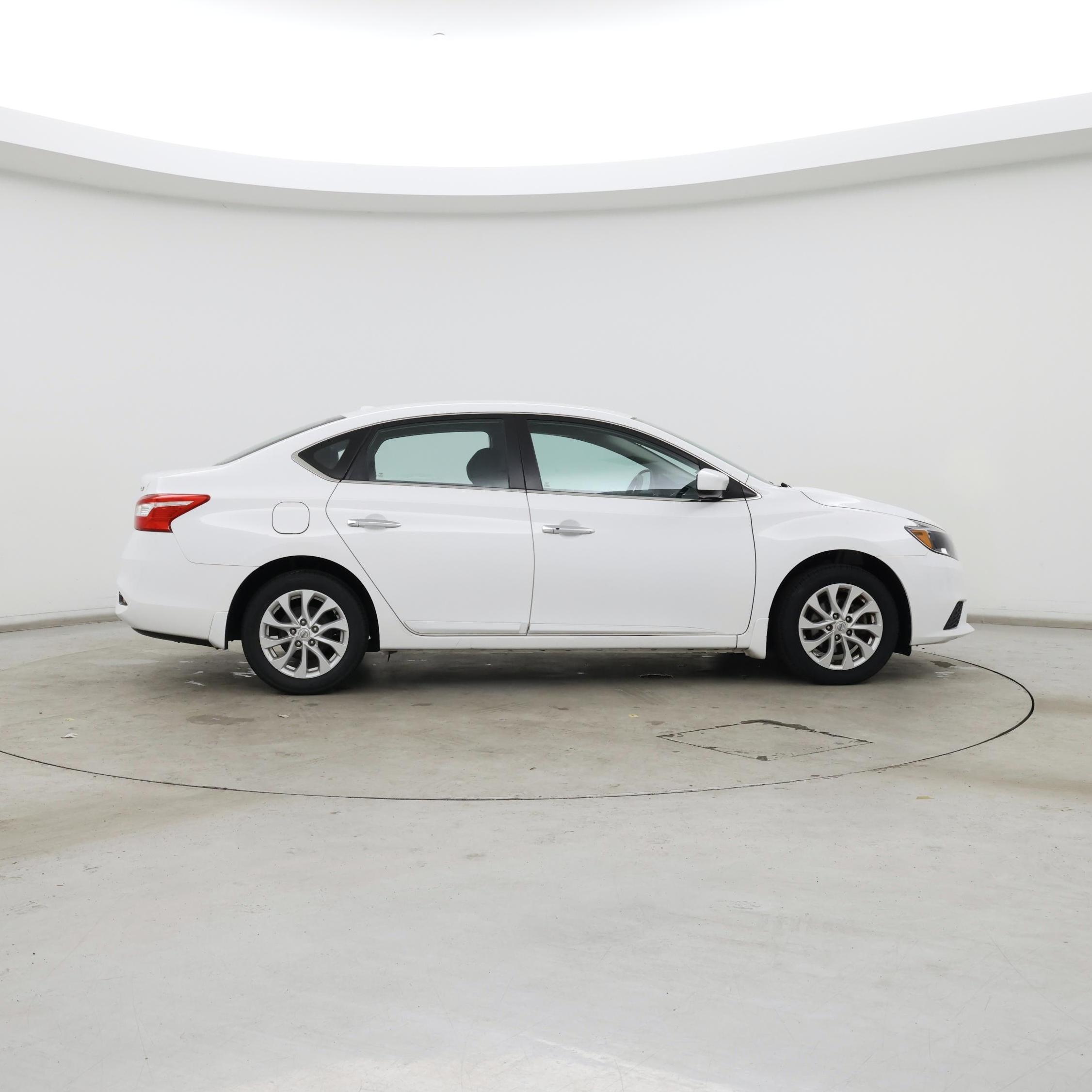 Thumbnail: 2018 Nissan Sentra - 7