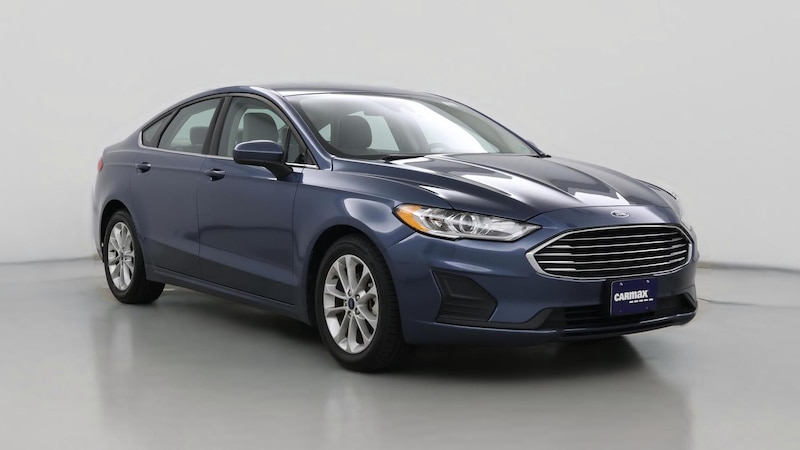 2019 Ford Fusion SE Hero Image