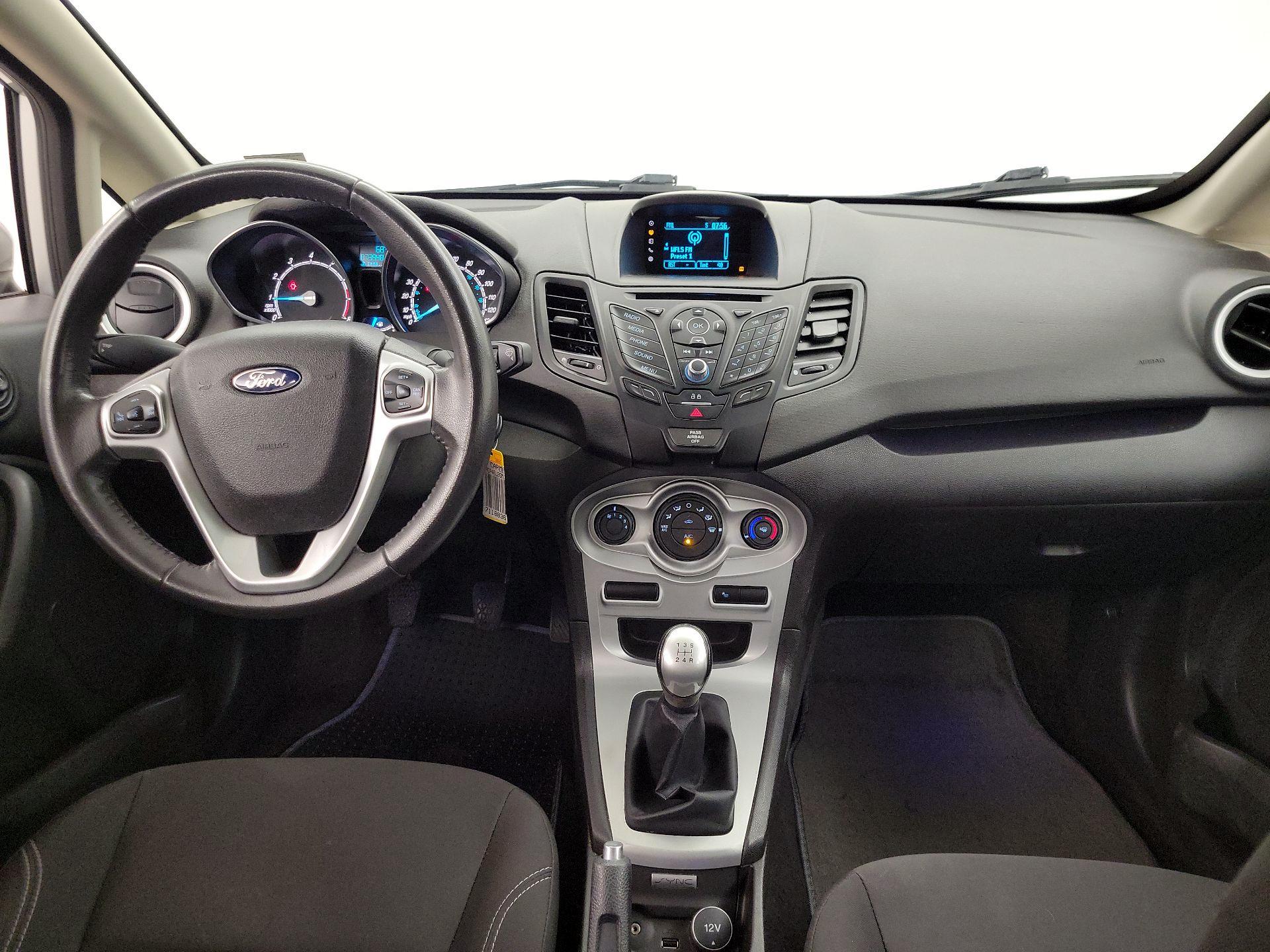 Thumbnail: 2016 Ford Fiesta - 9