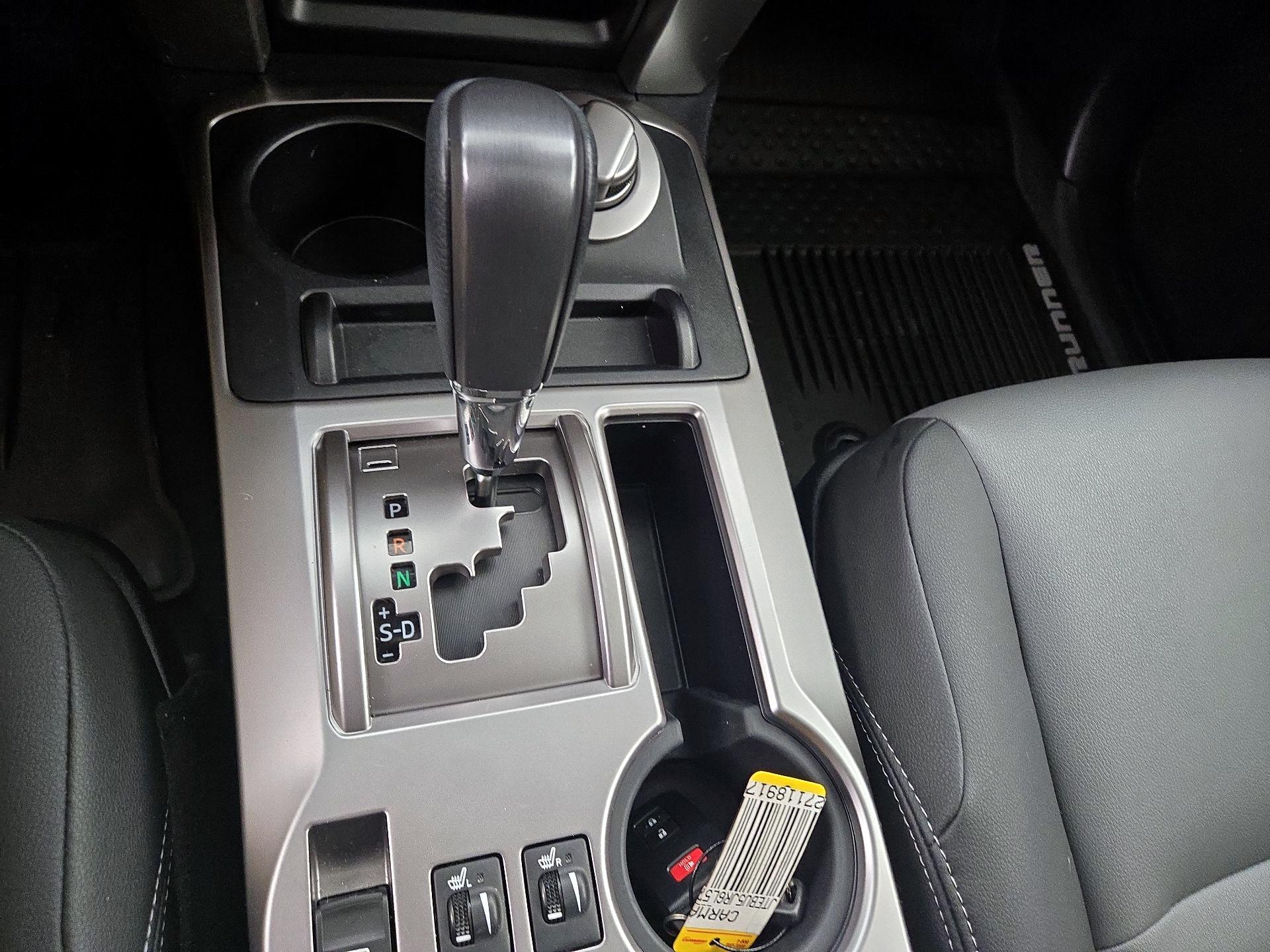 Thumbnail: 2020 Toyota 4Runner - 18