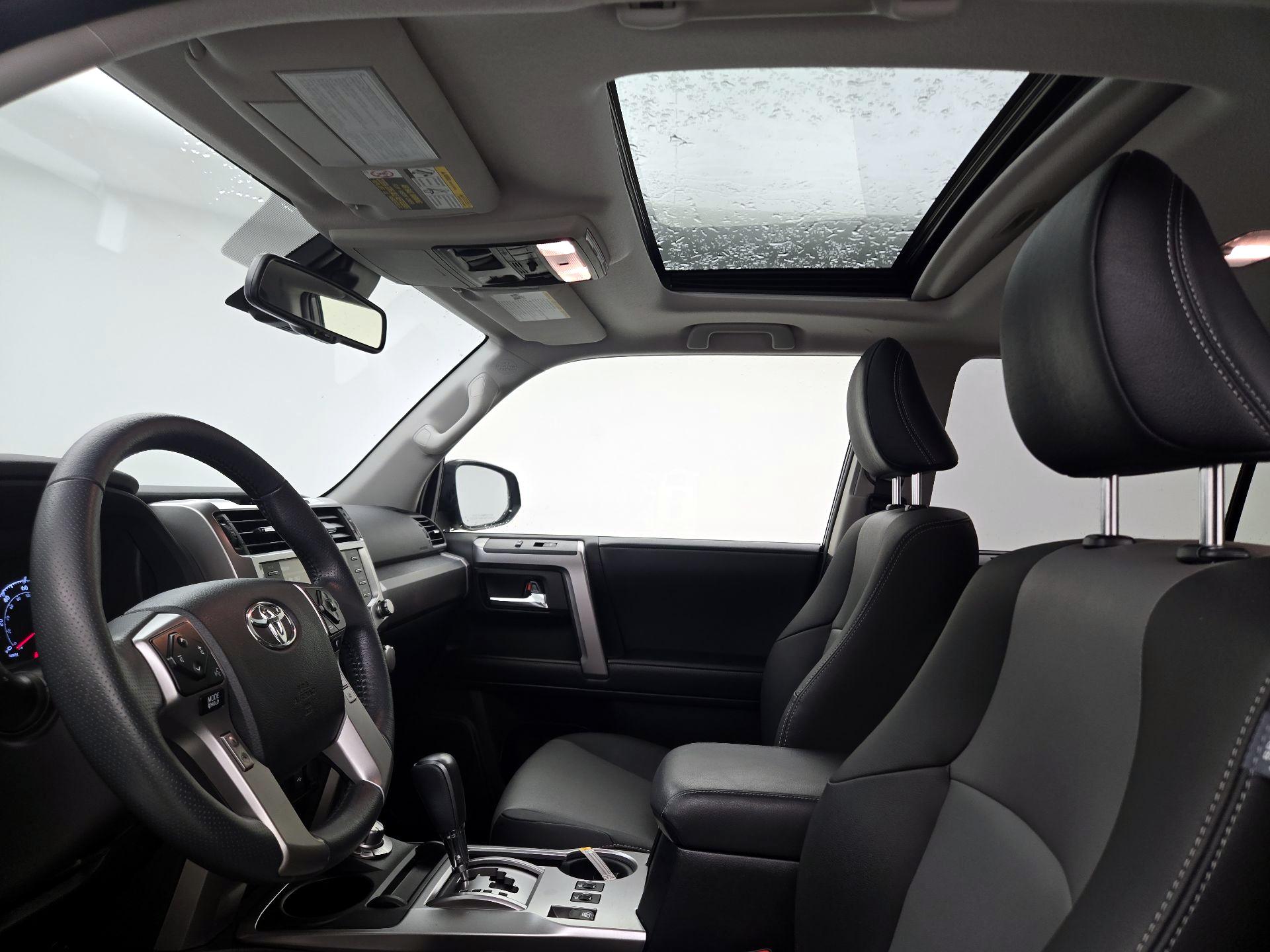 Thumbnail: 2020 Toyota 4Runner - 20