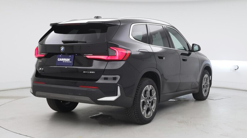 2023 BMW X1 xDrive28i 8