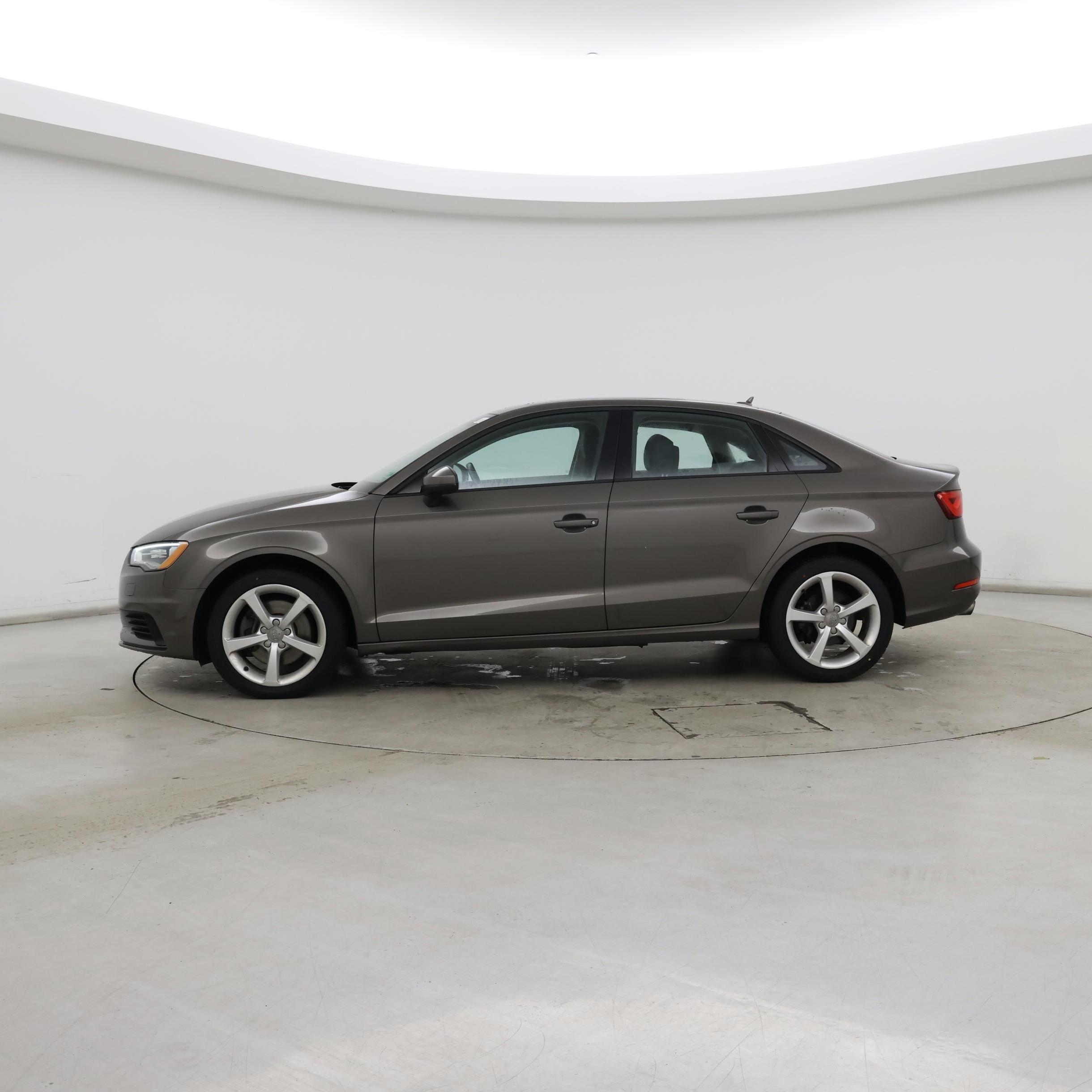 Thumbnail: 2015 Audi A3 - 3