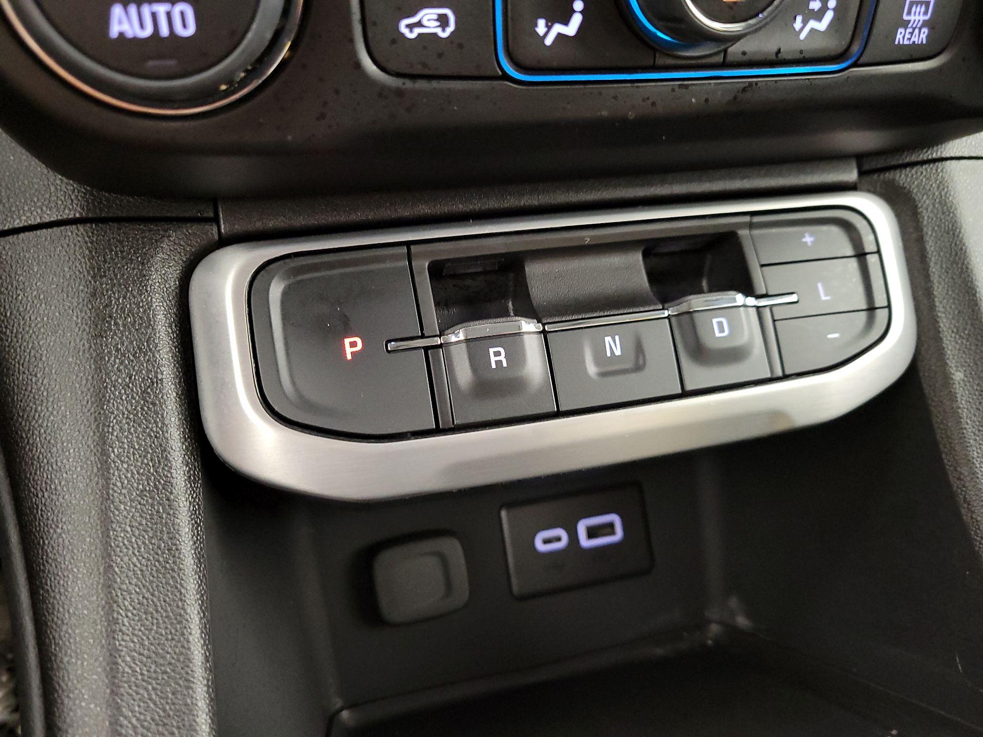 Thumbnail: 2023 GMC Acadia - 17