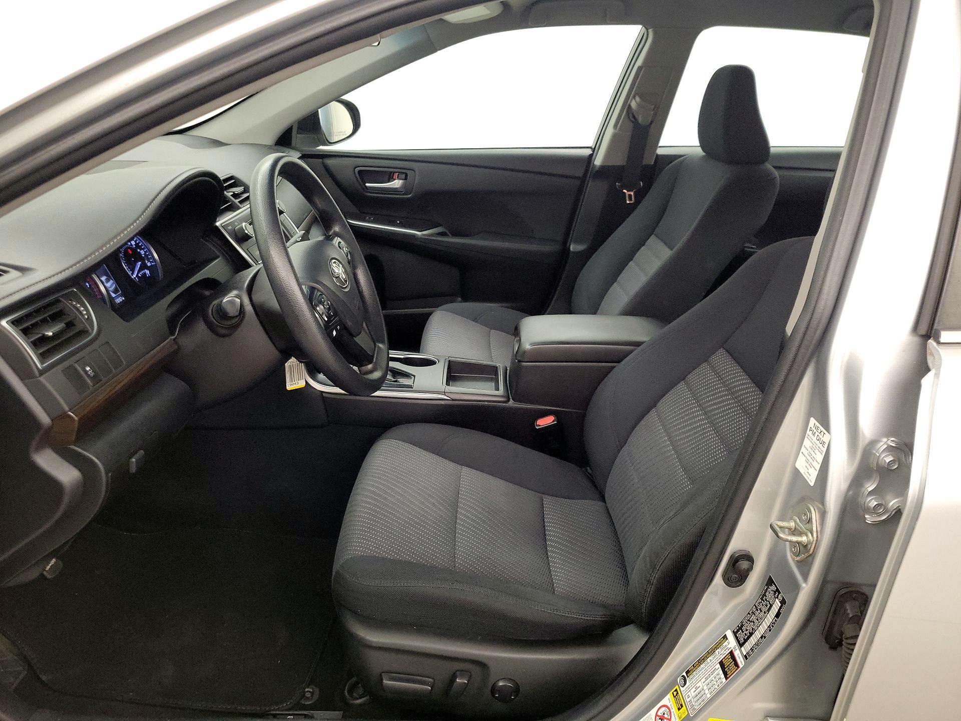 Thumbnail: 2016 Toyota Camry - 11