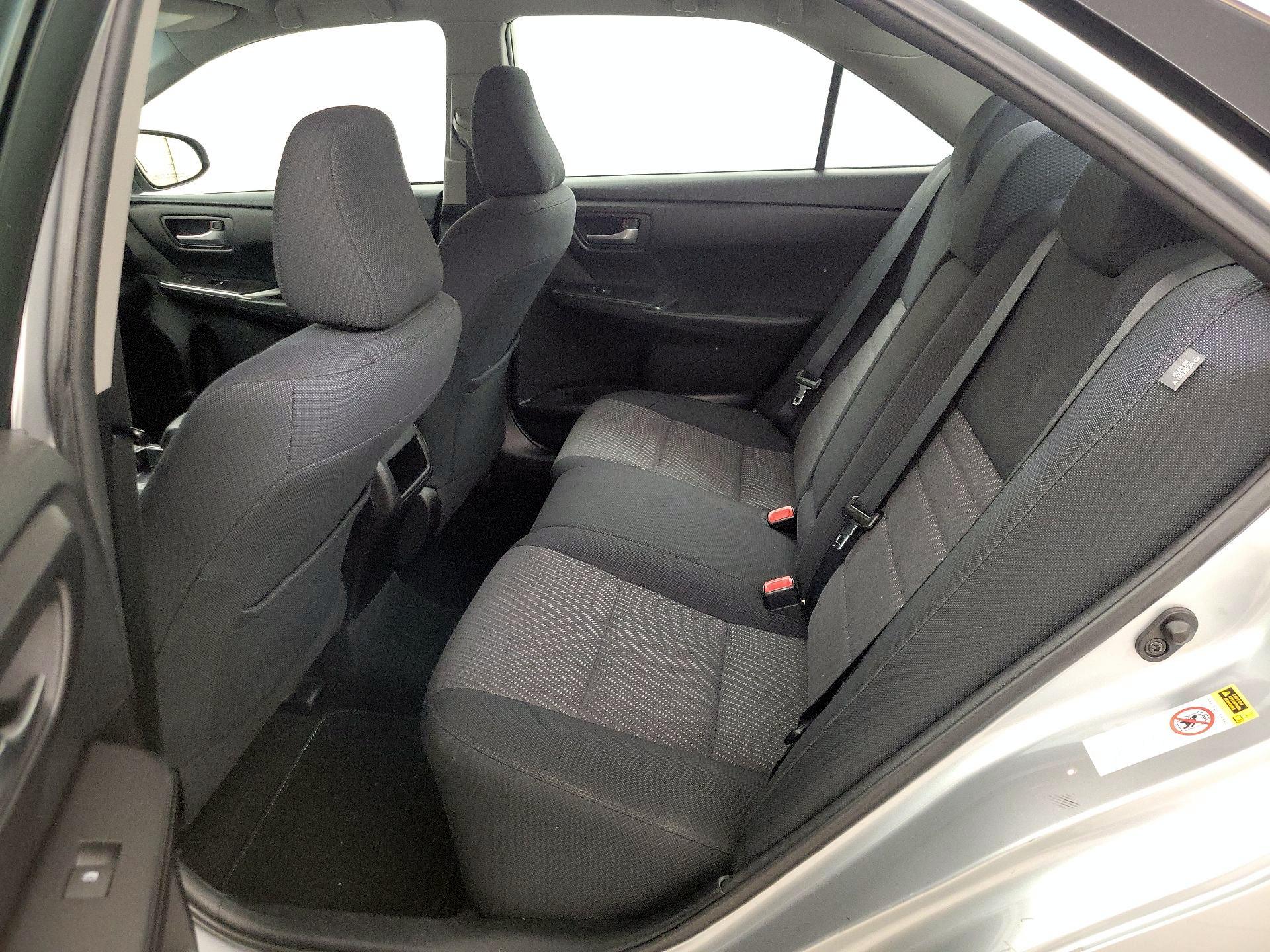 Thumbnail: 2016 Toyota Camry - 19
