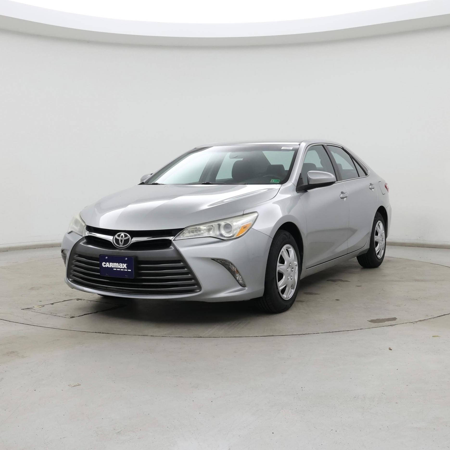 Thumbnail: 2016 Toyota Camry - 4
