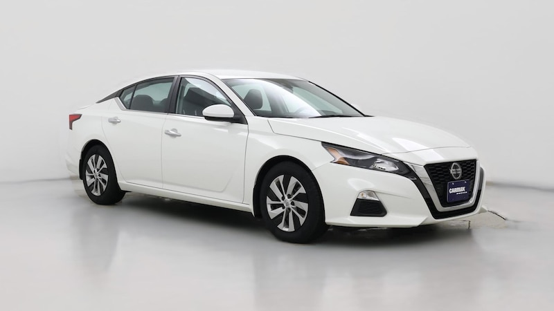 2022 Nissan Altima S Hero Image