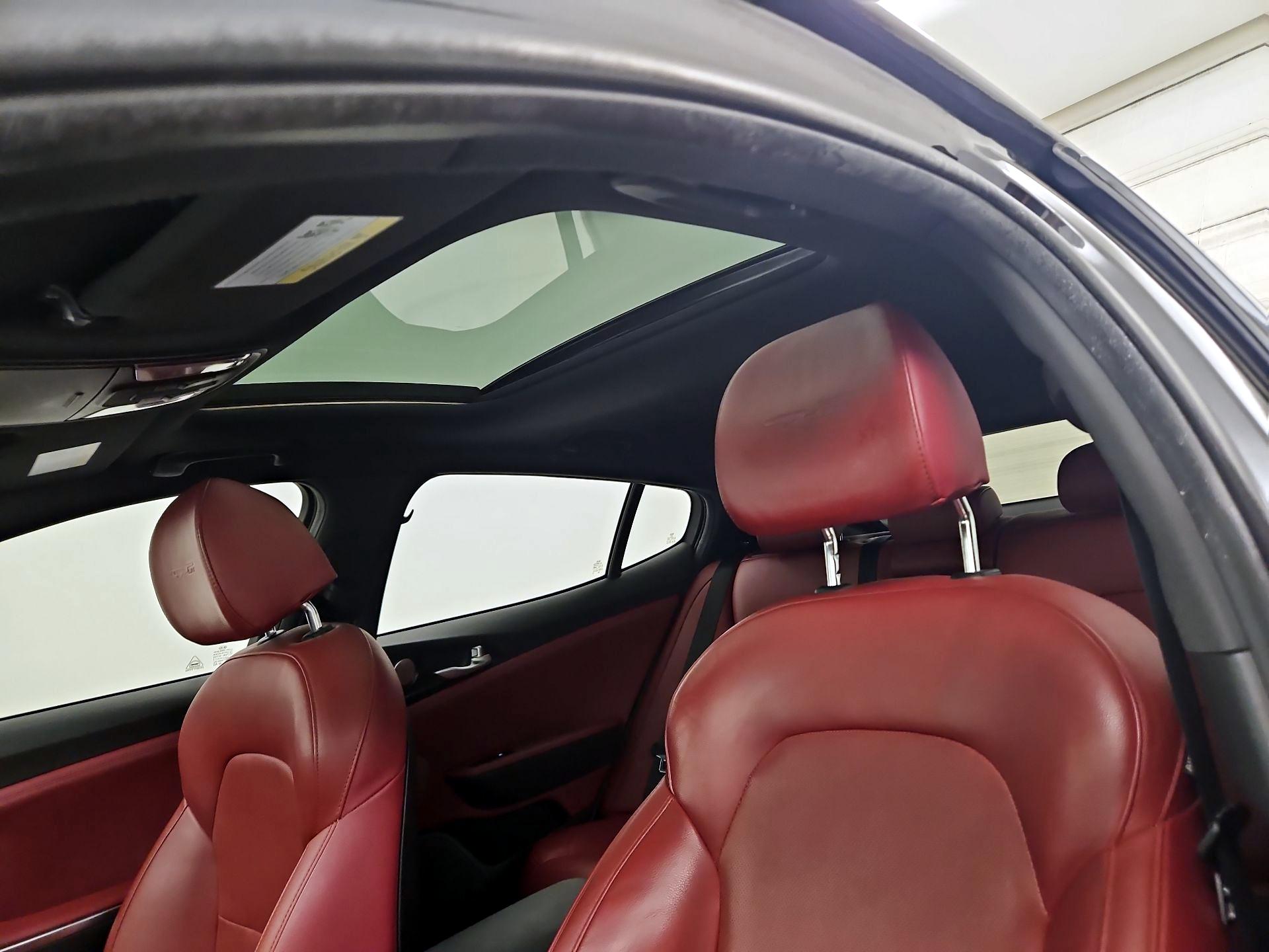 Thumbnail: 2020 Kia Stinger - 20