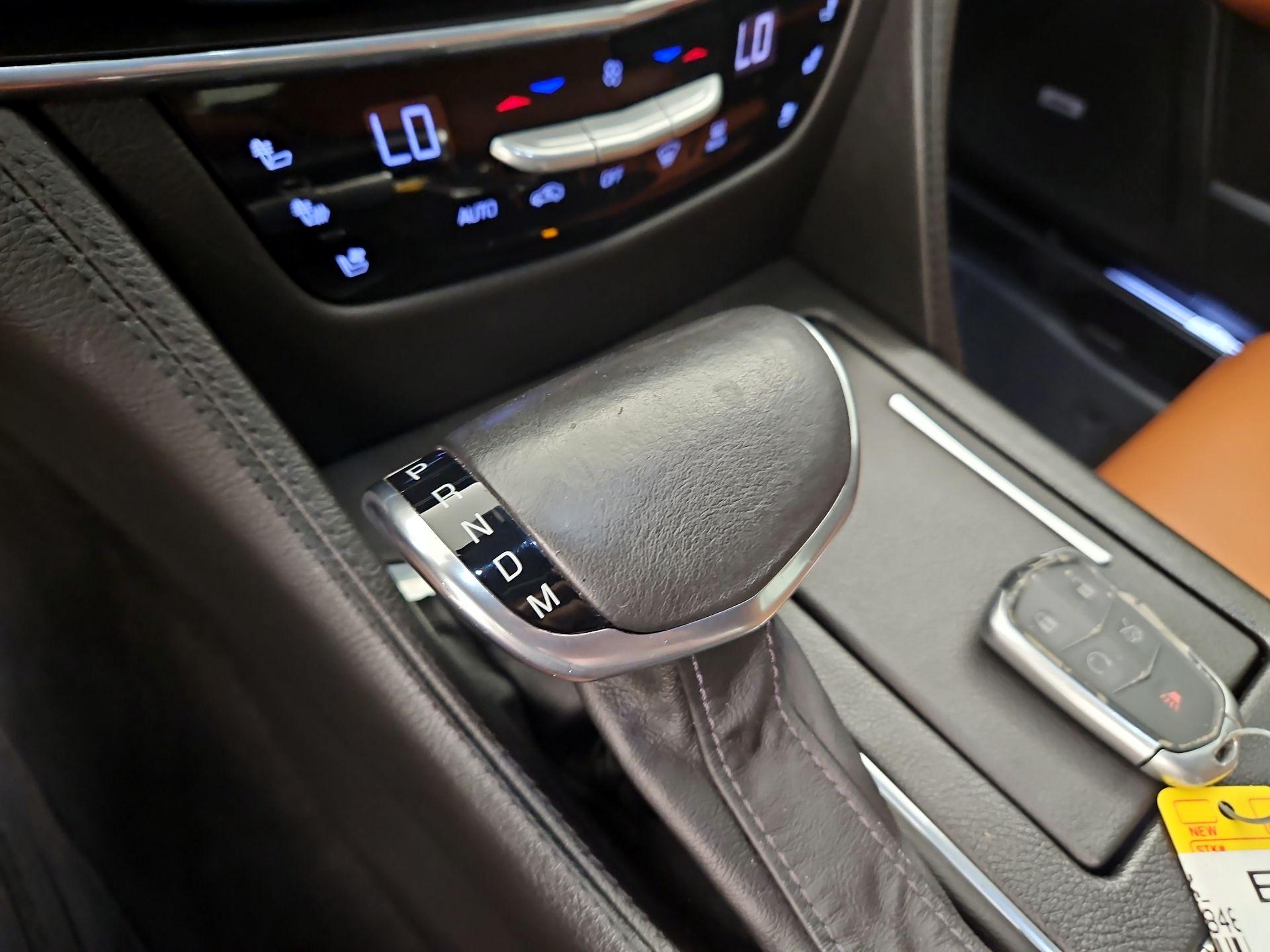 Thumbnail: 2017 Cadillac CT6 - 17
