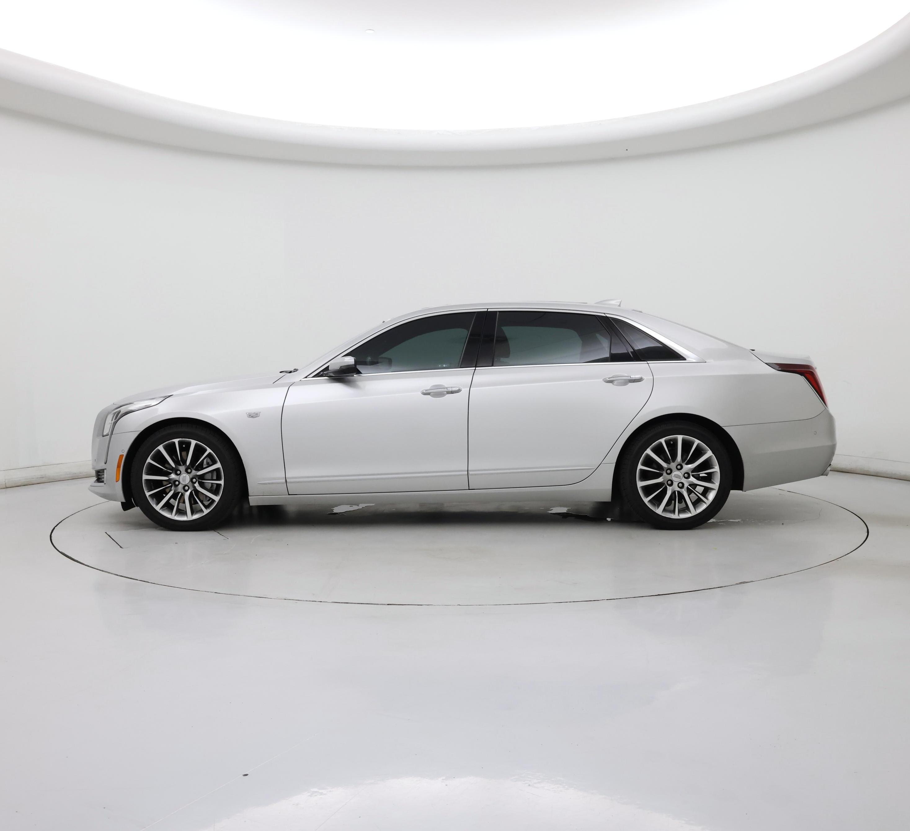 Thumbnail: 2017 Cadillac CT6 - 3