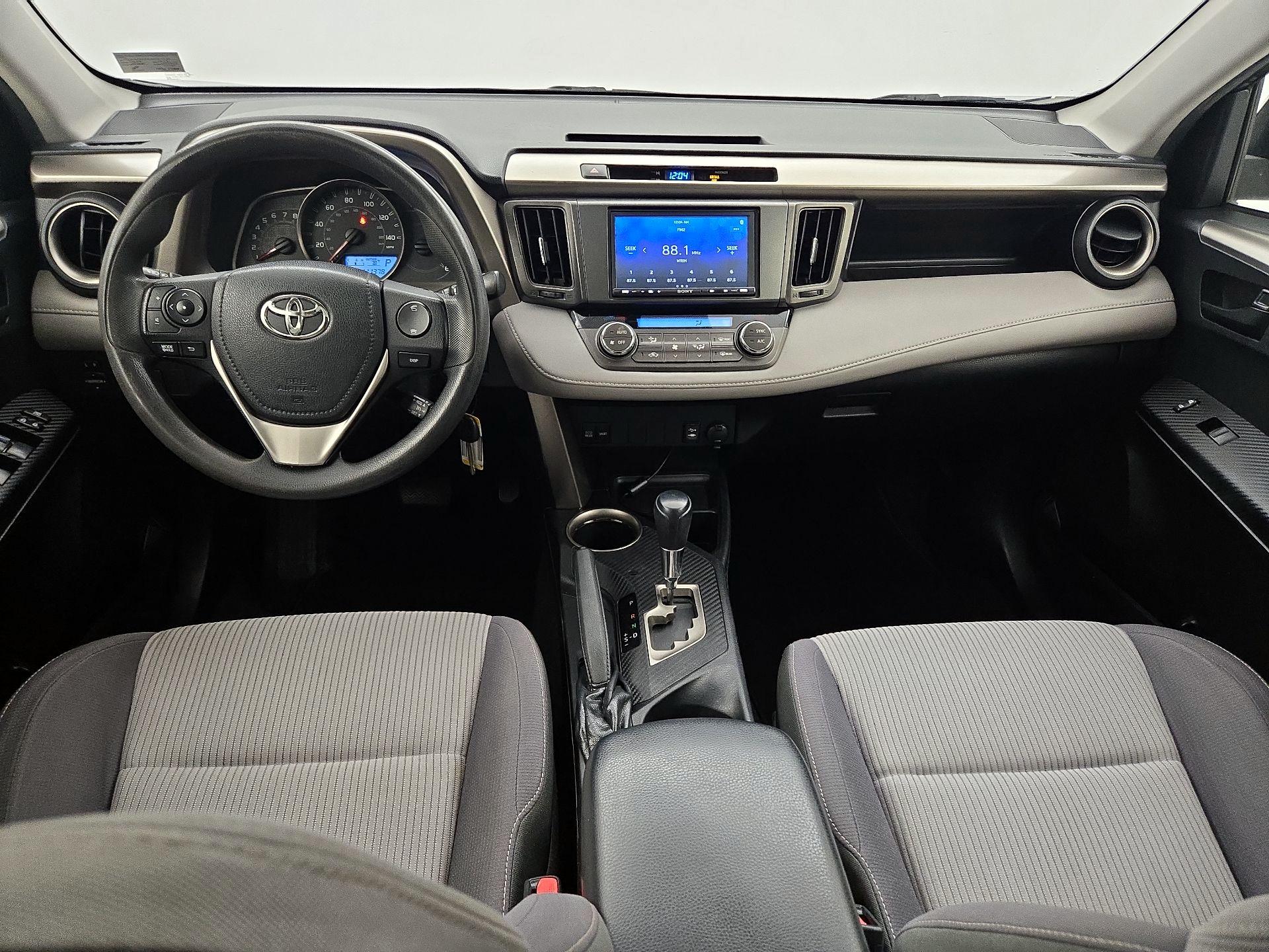Thumbnail: 2013 Toyota RAV4 - 9