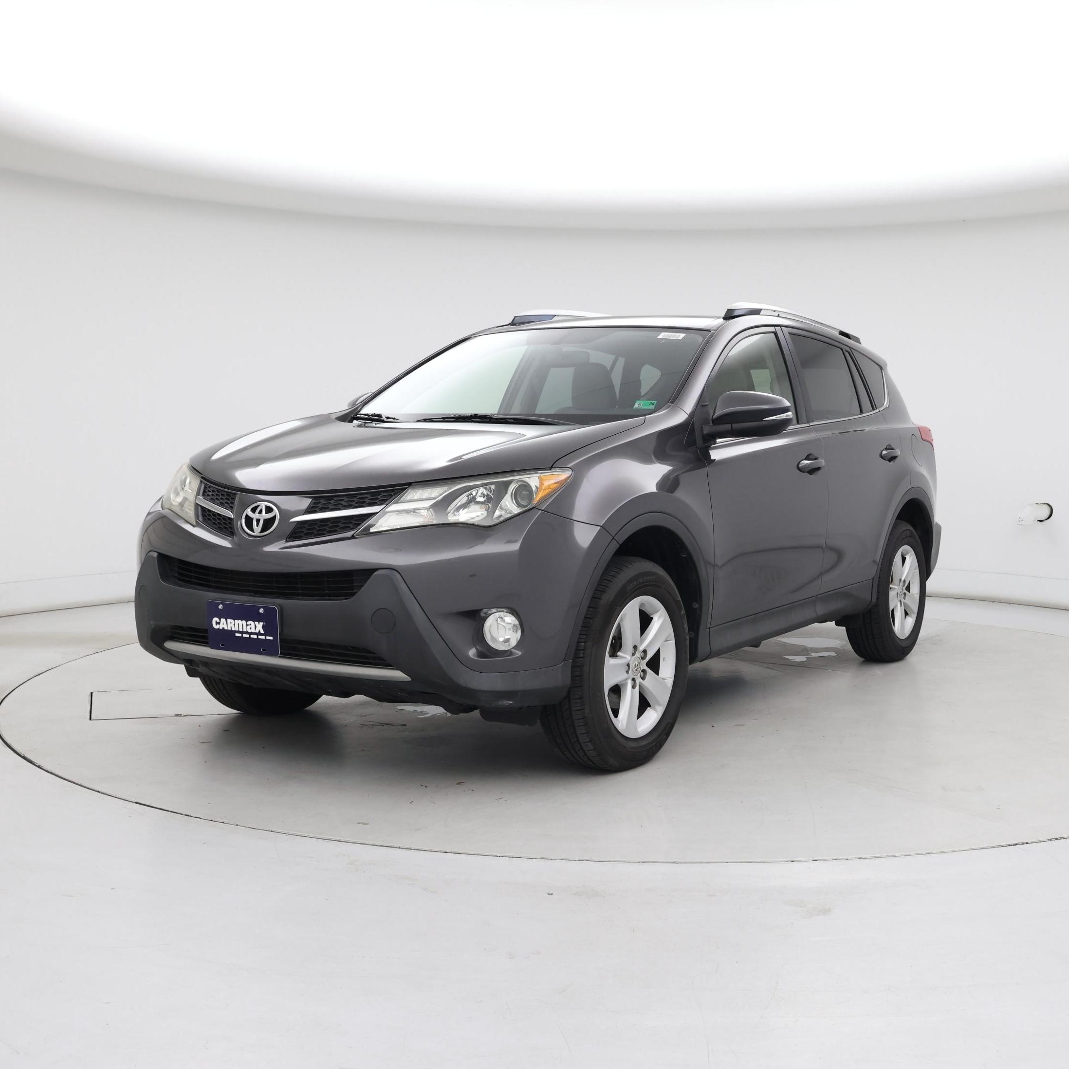 Thumbnail: 2013 Toyota RAV4 - 4