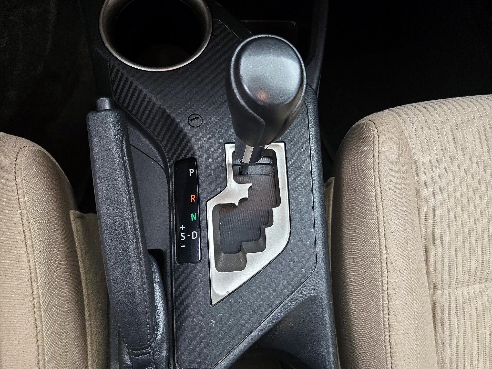 Thumbnail: 2013 Toyota RAV4 - 17