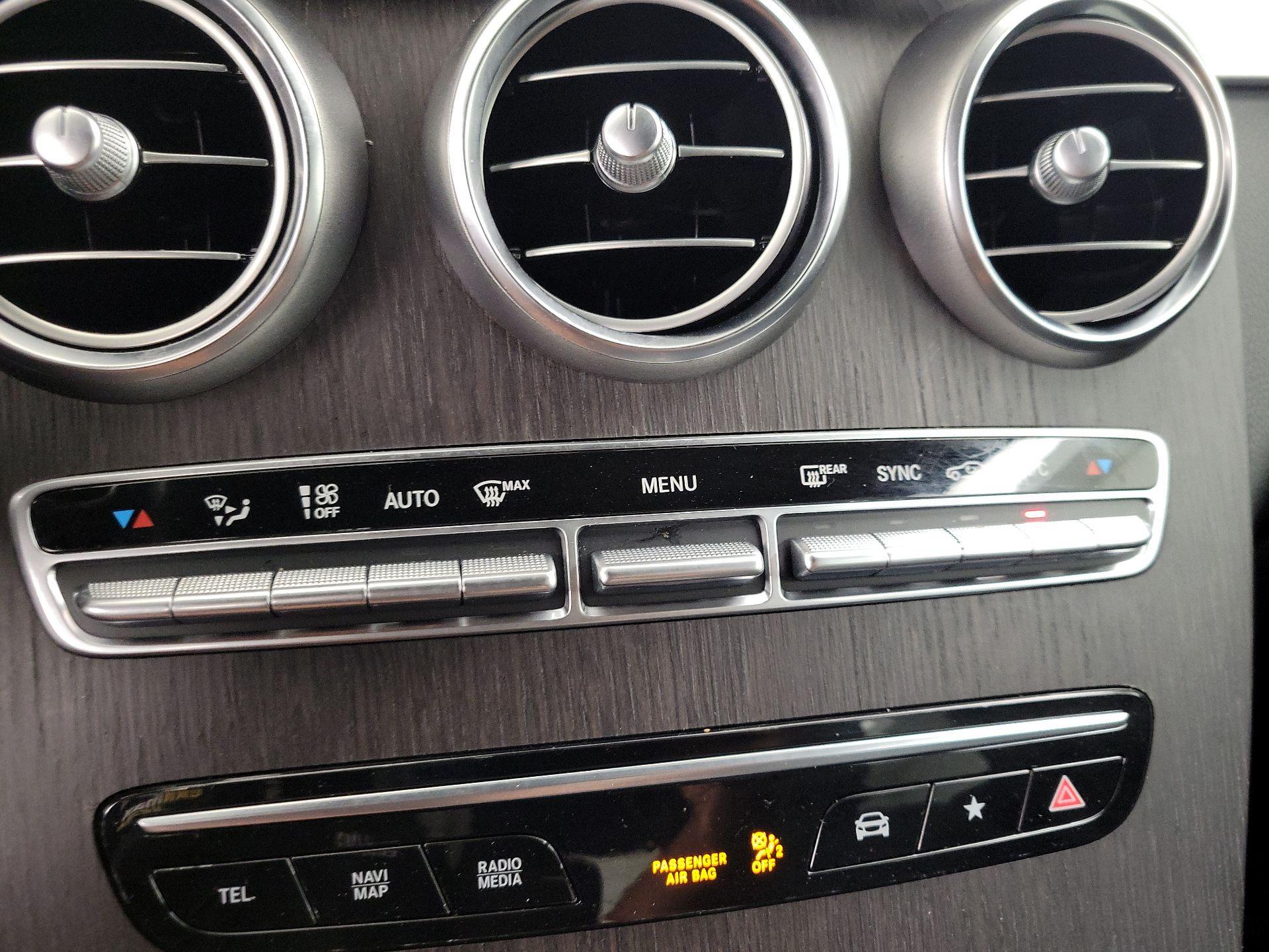 Thumbnail: 2020 Mercedes-Benz GLC - 16