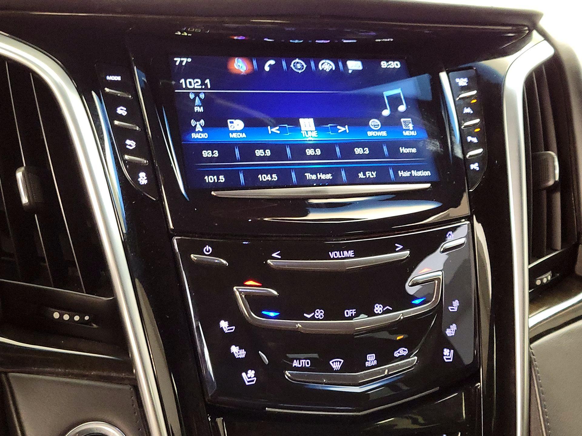 Thumbnail: 2019 Cadillac Escalade - 16