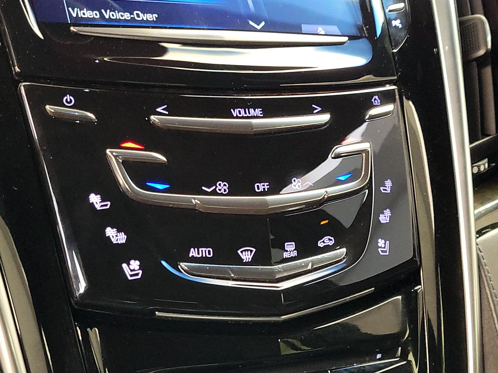 Thumbnail: 2019 Cadillac Escalade - 17