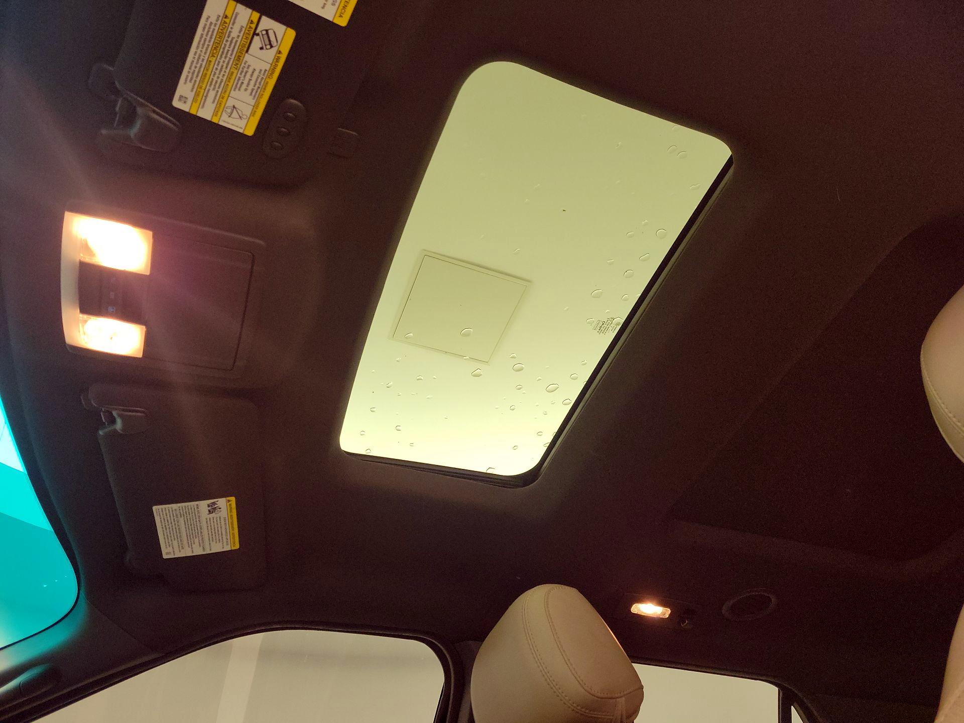 Thumbnail: 2013 Ford Explorer - 19