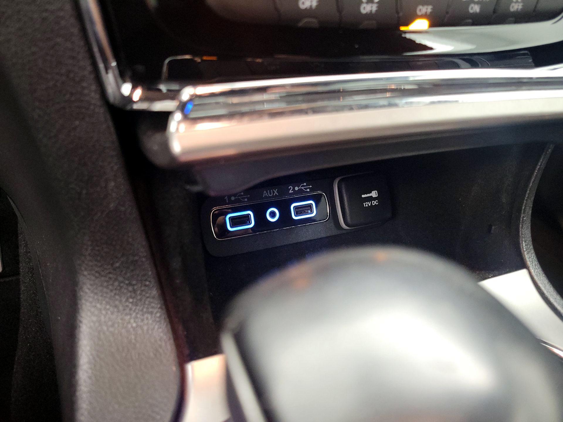 Thumbnail: 2020 Jeep Grand Cherokee - 19