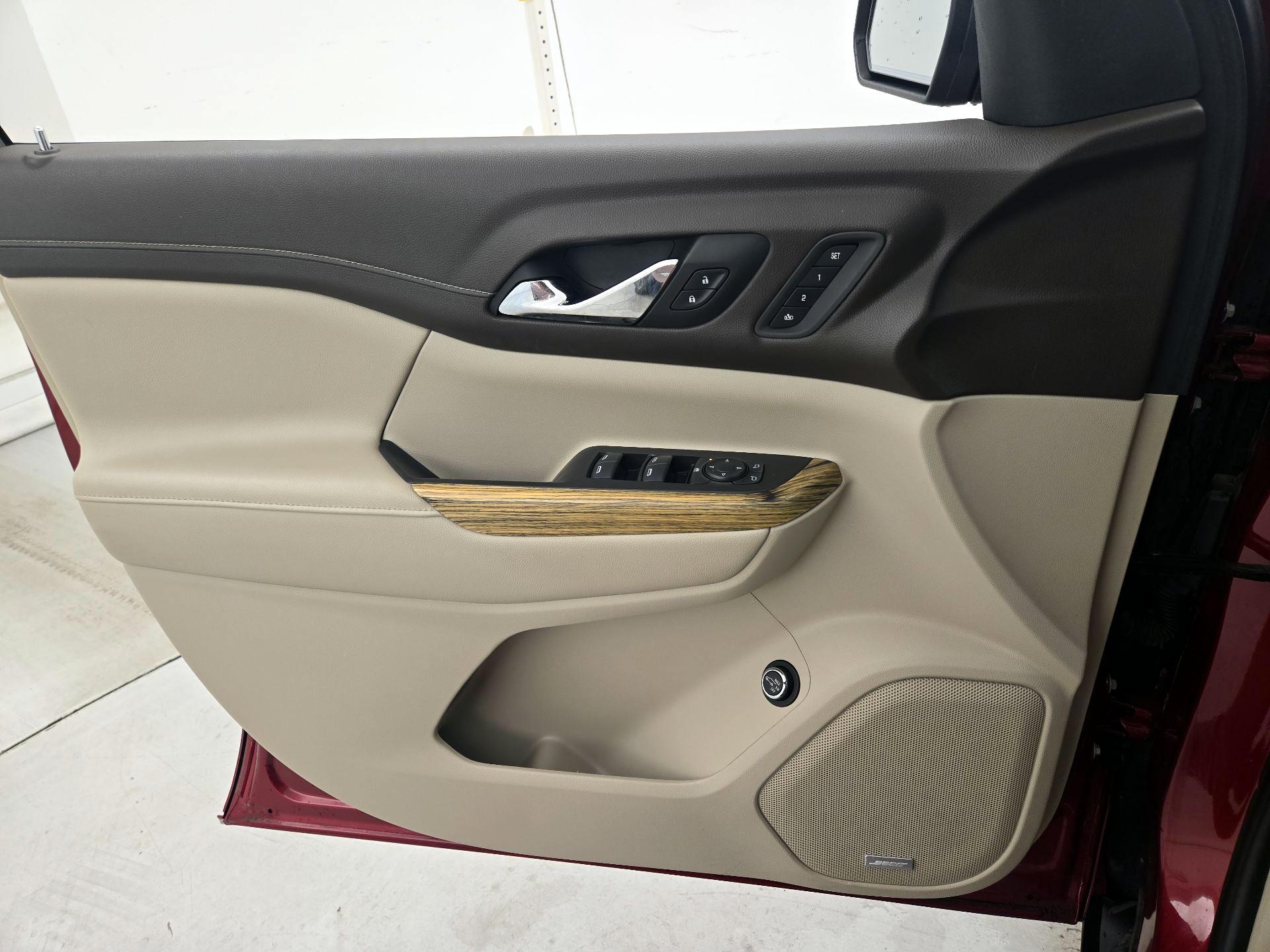 Thumbnail: 2019 GMC Acadia - 12