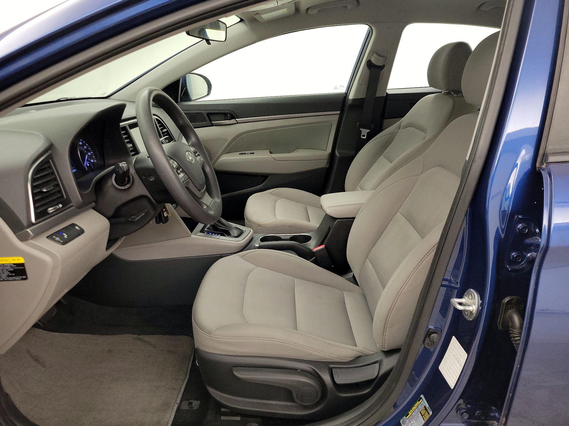 Thumbnail: 2018 Hyundai Elantra - 11