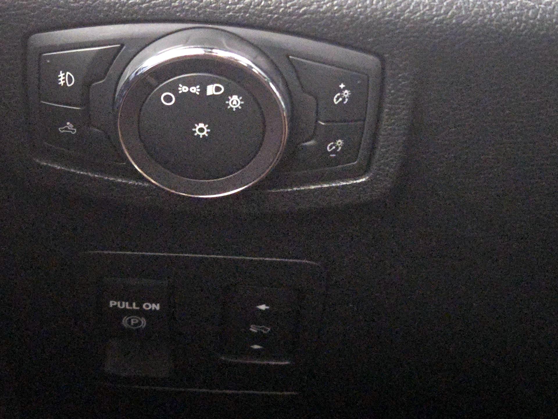 Thumbnail: 2019 Ford F-150 - 13