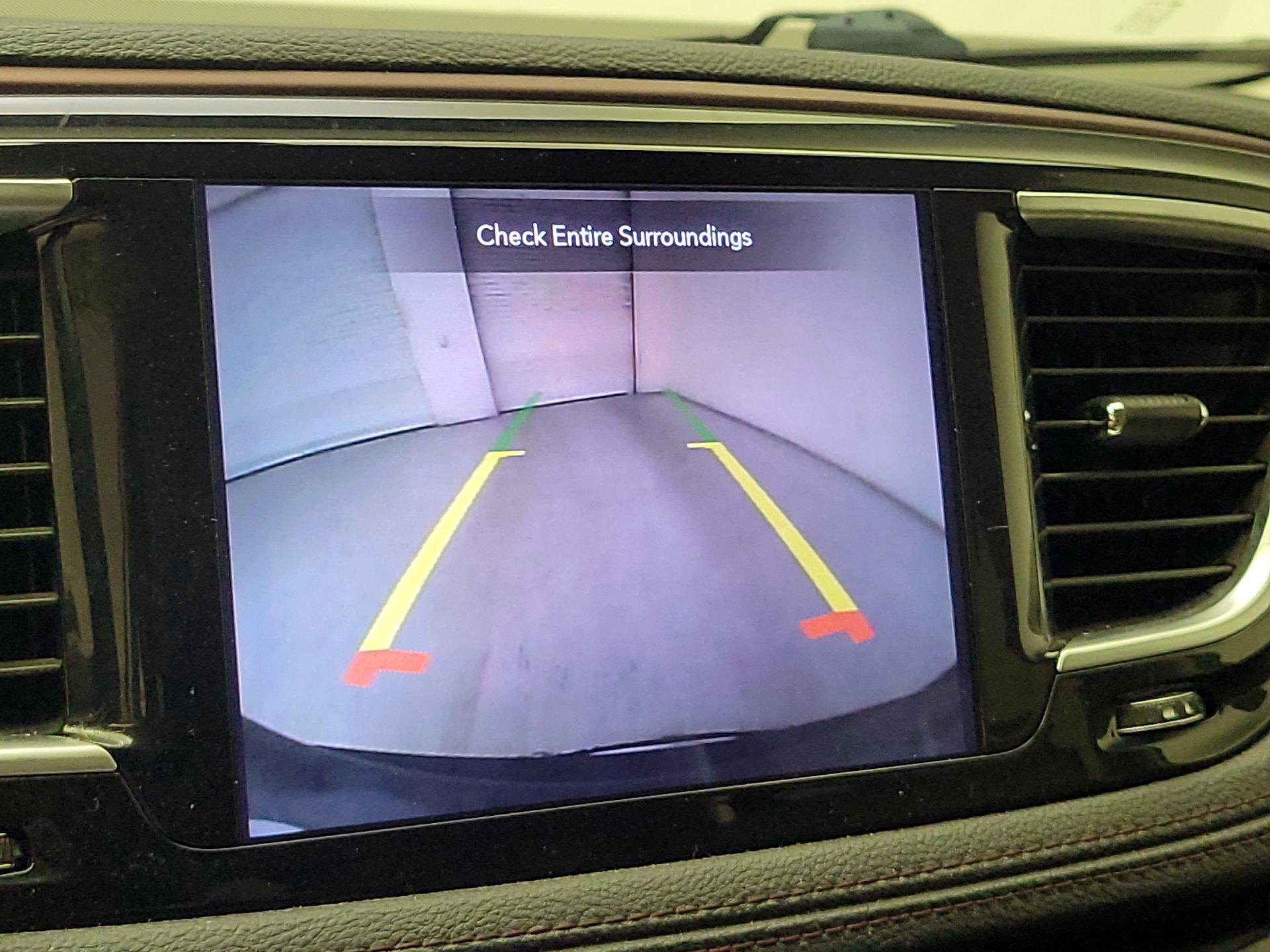 Thumbnail: 2020 Chrysler Pacifica - 15