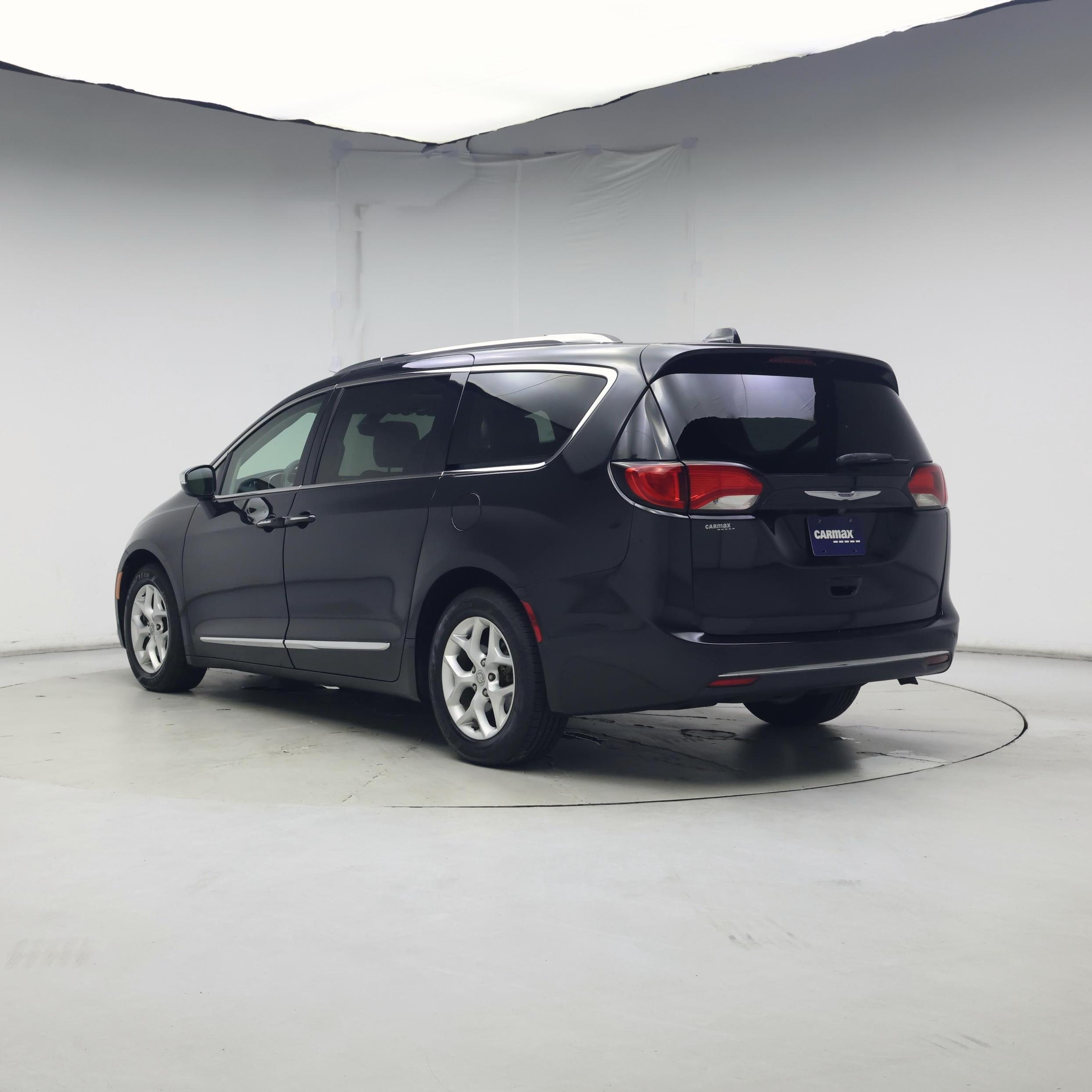 Thumbnail: 2020 Chrysler Pacifica - 2