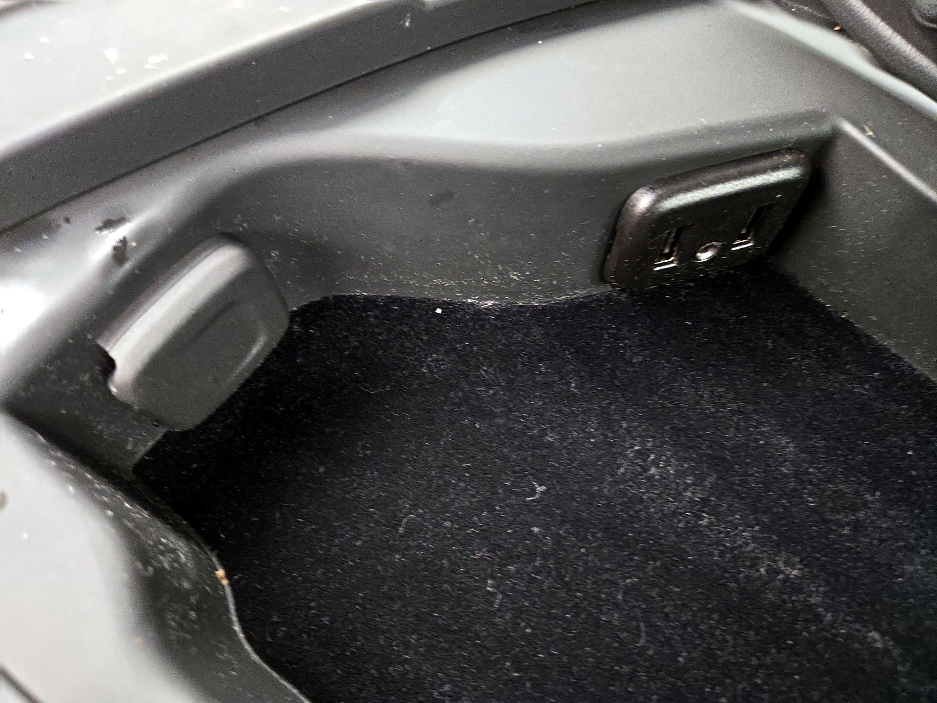 Thumbnail: 2019 Chevrolet Corvette - 19