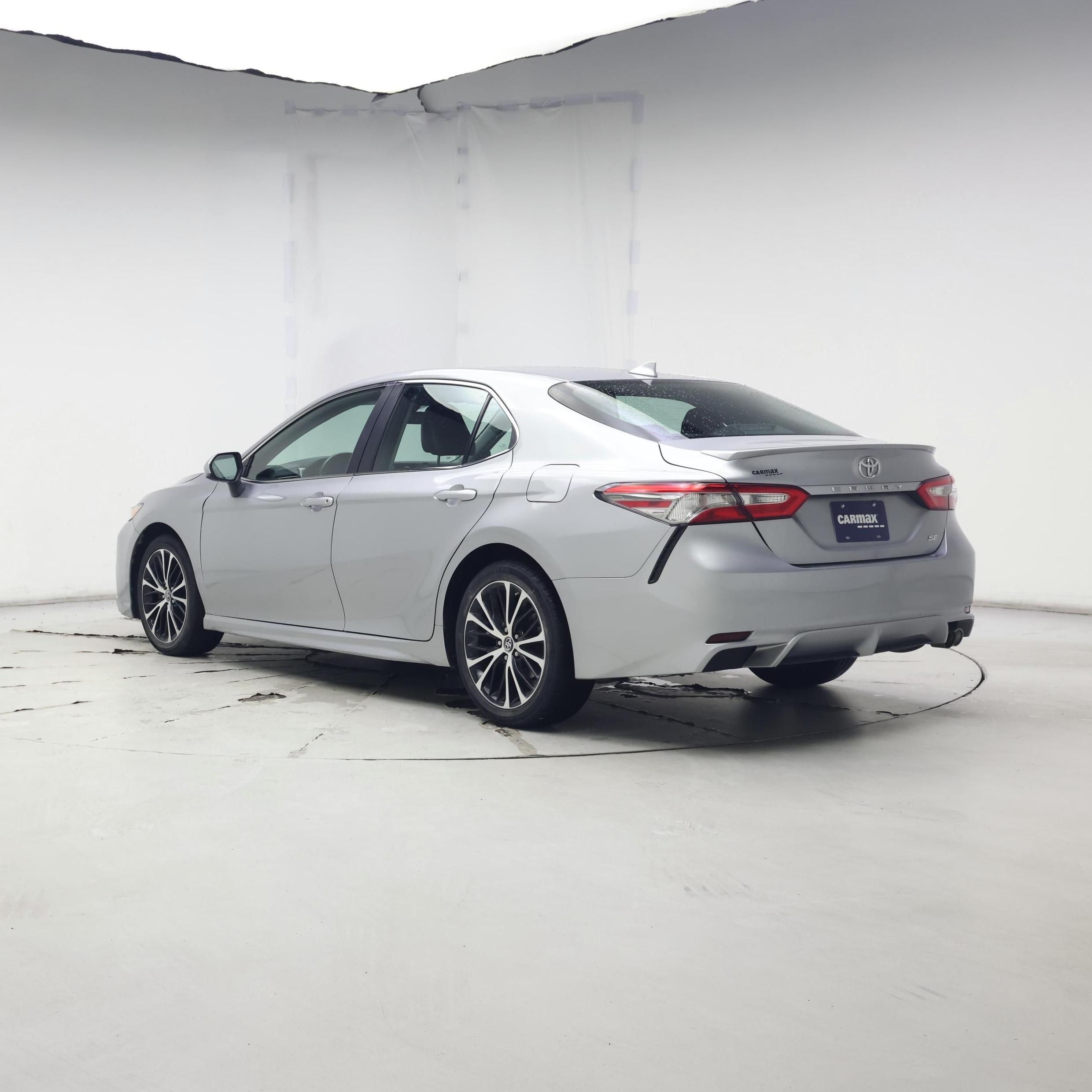 Thumbnail: 2019 Toyota Camry - 2