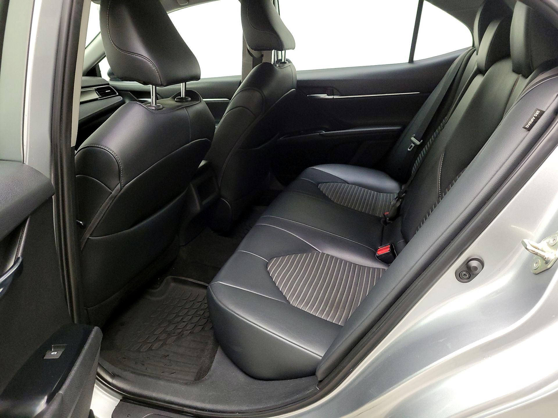 Thumbnail: 2019 Toyota Camry - 19