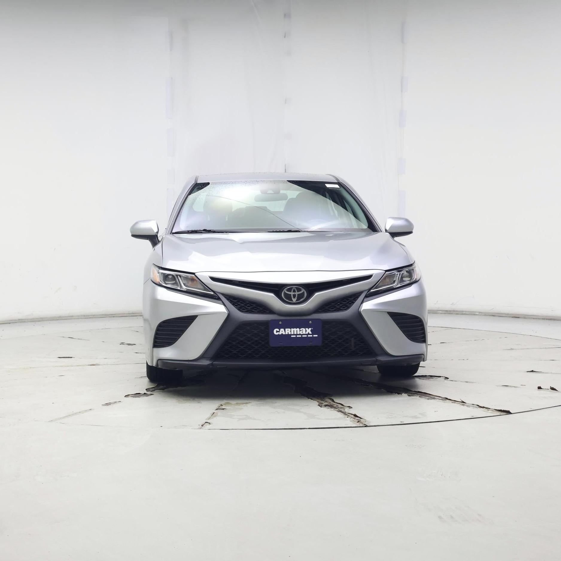 Thumbnail: 2019 Toyota Camry - 5