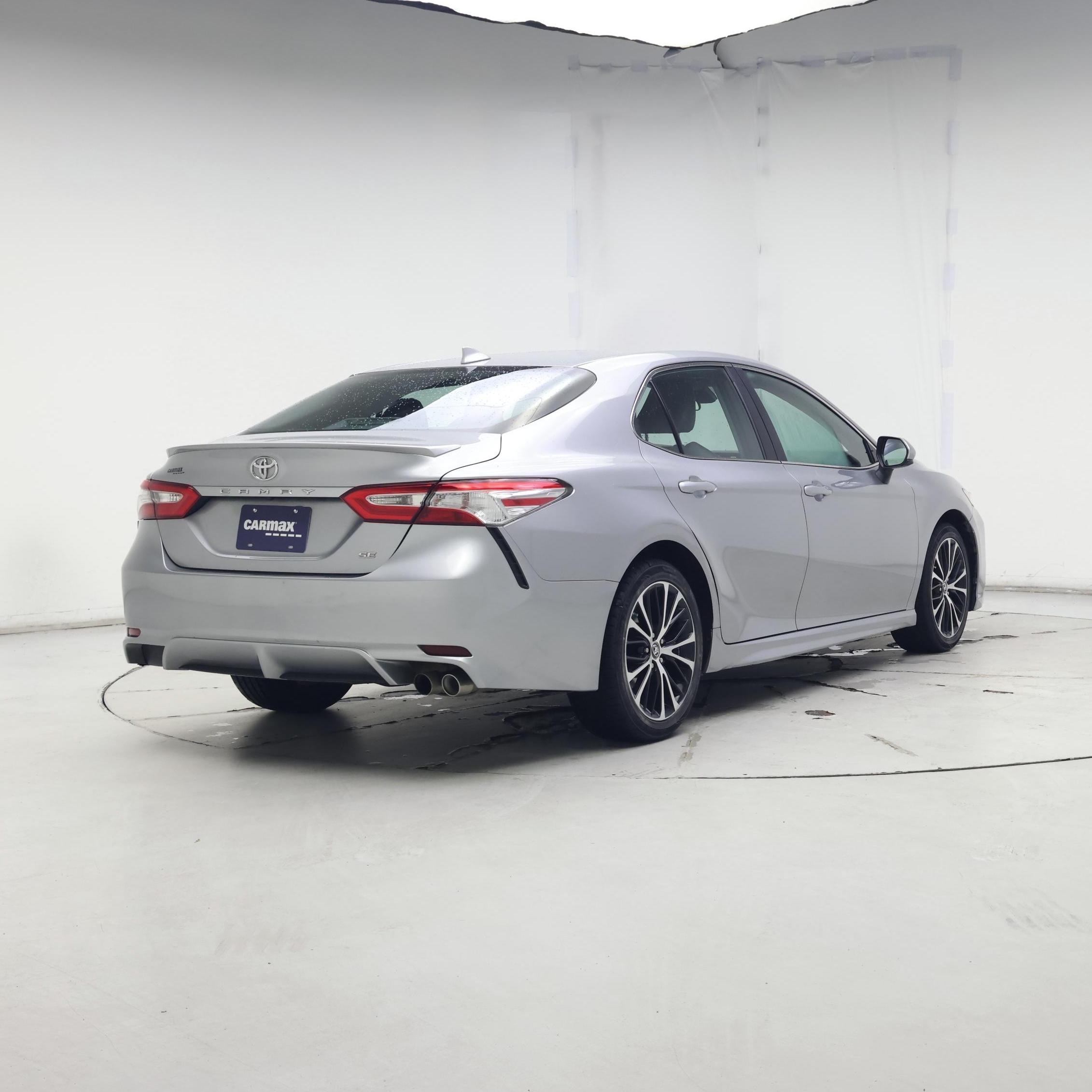 Thumbnail: 2019 Toyota Camry - 8
