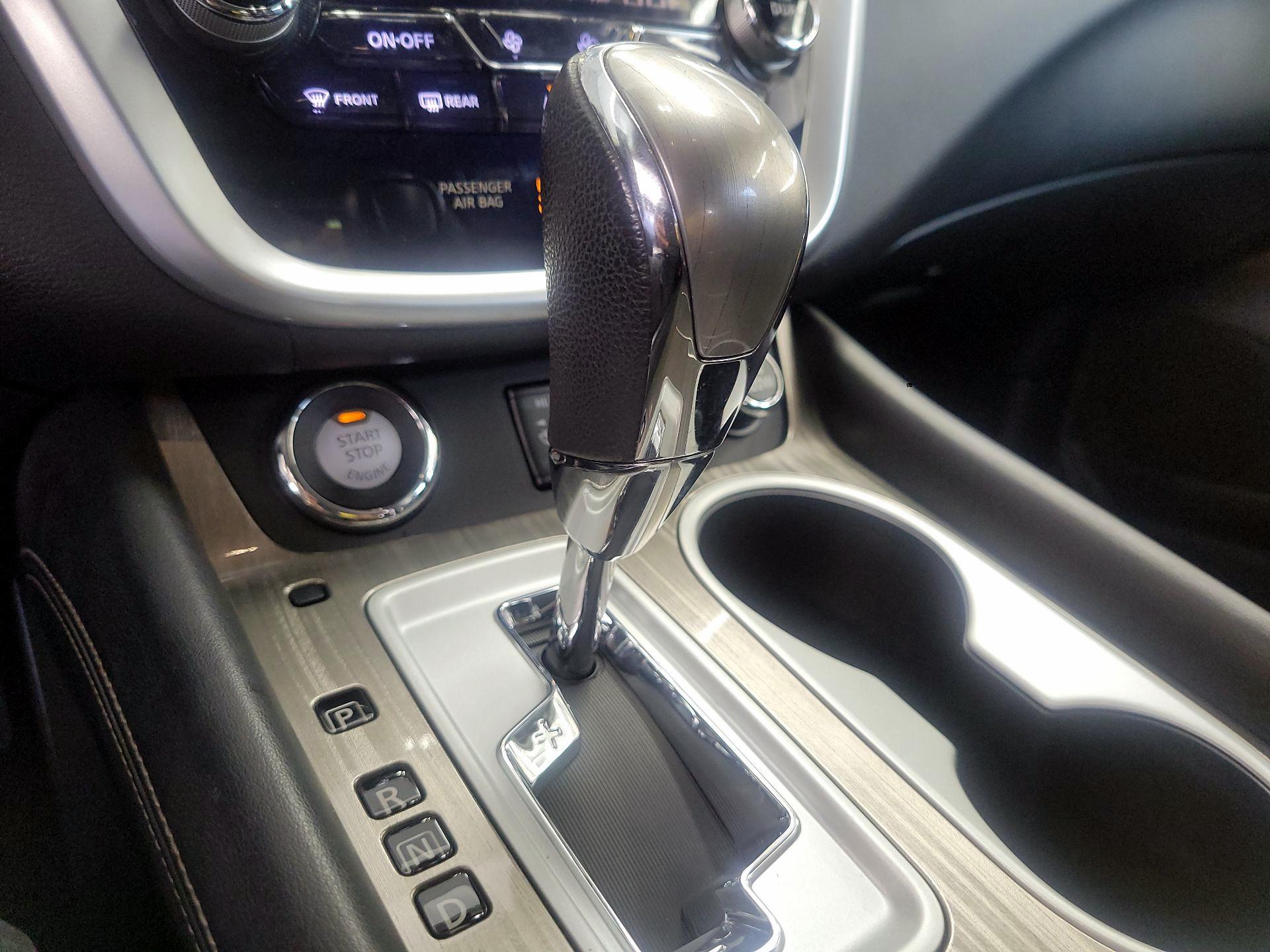 Thumbnail: 2015 Nissan Murano - 18