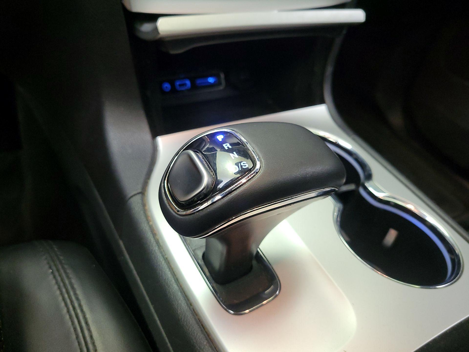 Thumbnail: 2015 Jeep Grand Cherokee - 17
