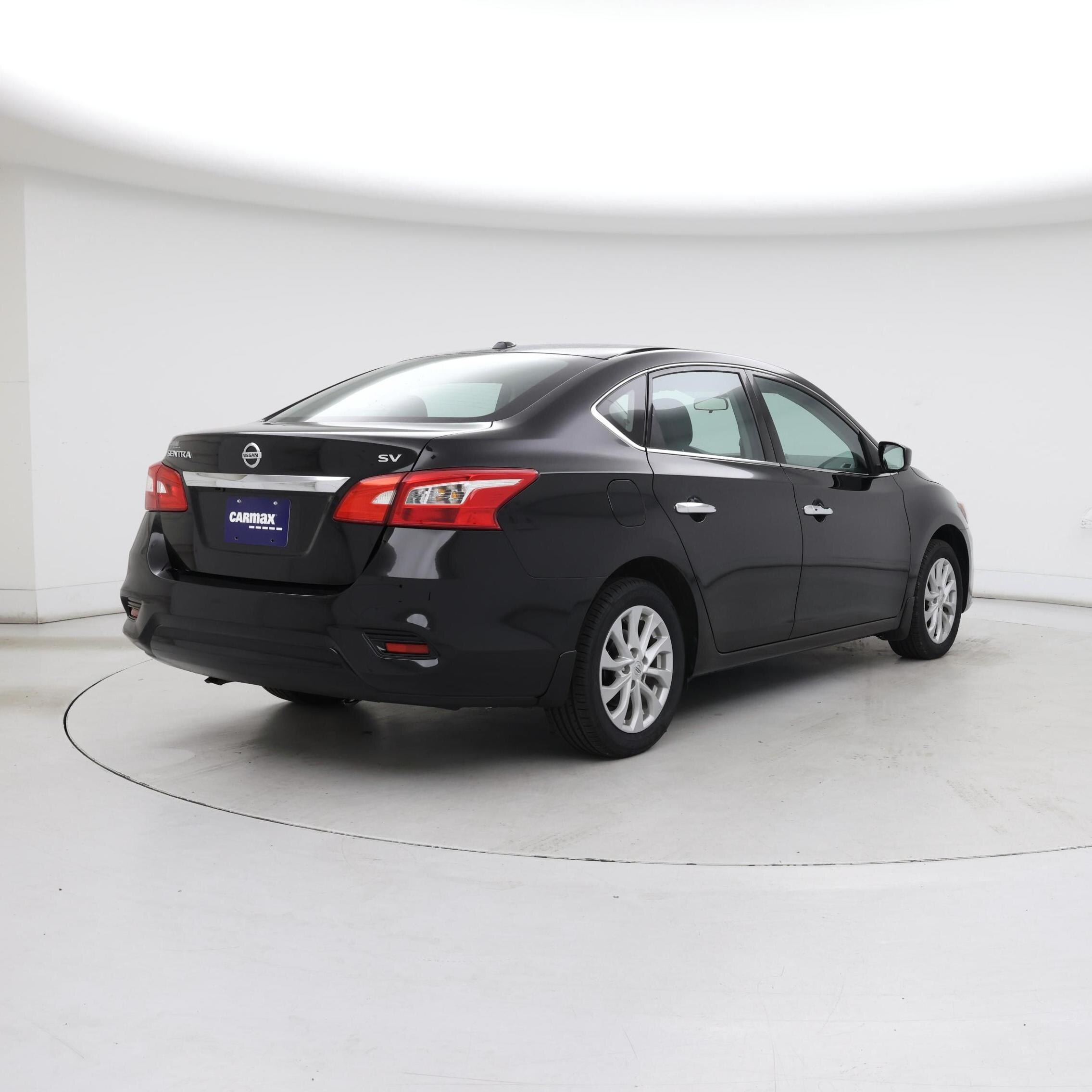 Thumbnail: 2019 Nissan Sentra - 8