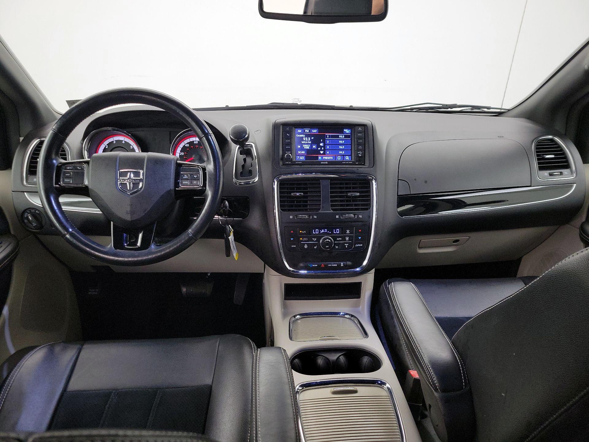 Thumbnail: 2018 Dodge Grand Caravan - 9