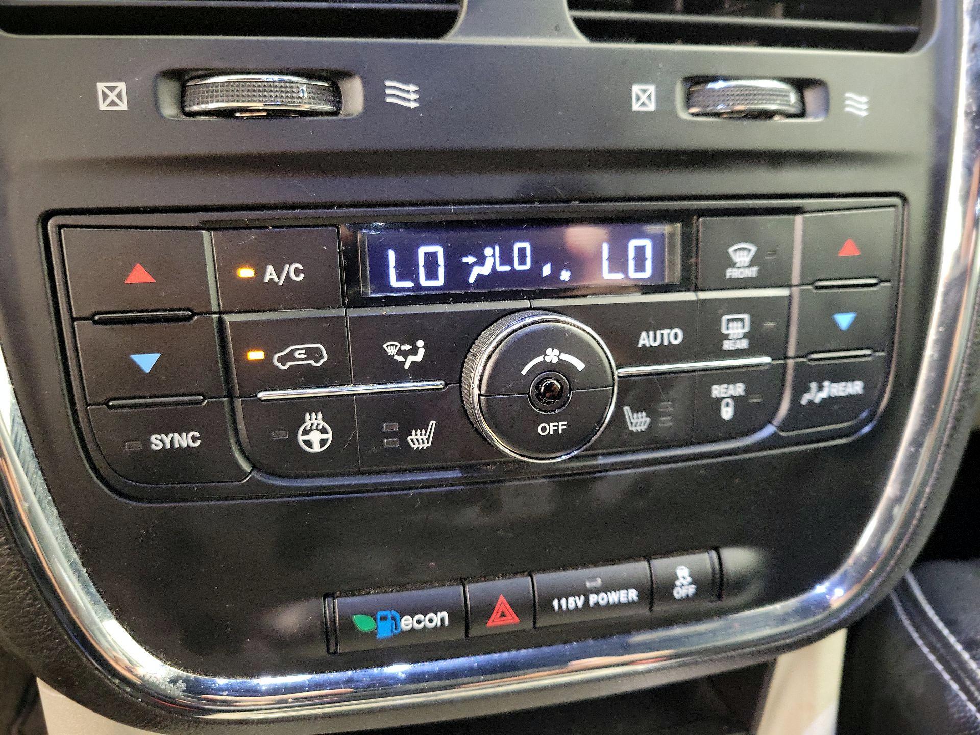 Thumbnail: 2018 Dodge Grand Caravan - 16