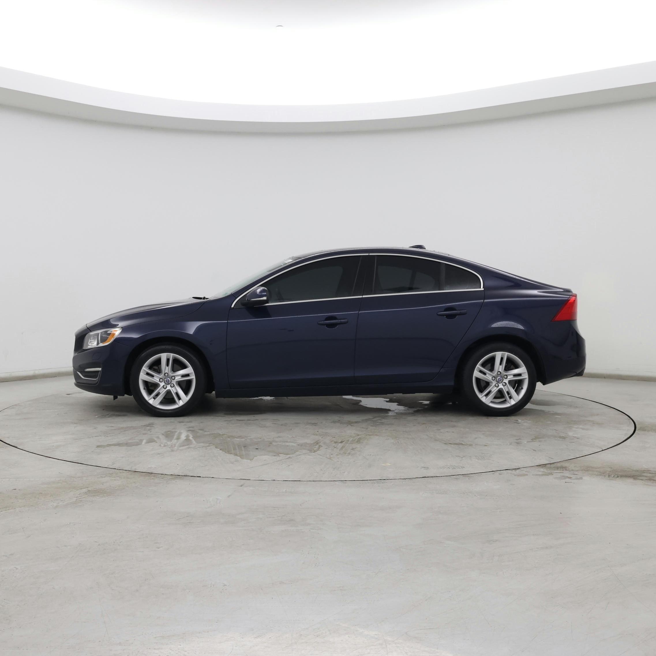 Thumbnail: 2015 Volvo S60 - 3