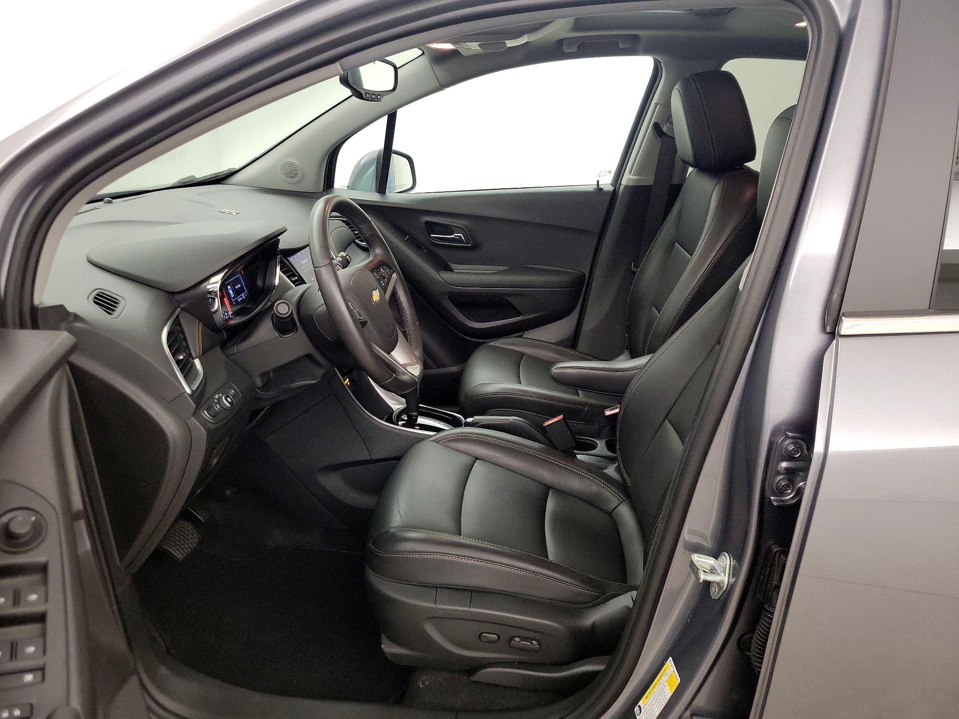 Thumbnail: 2020 Chevrolet Trax - 11
