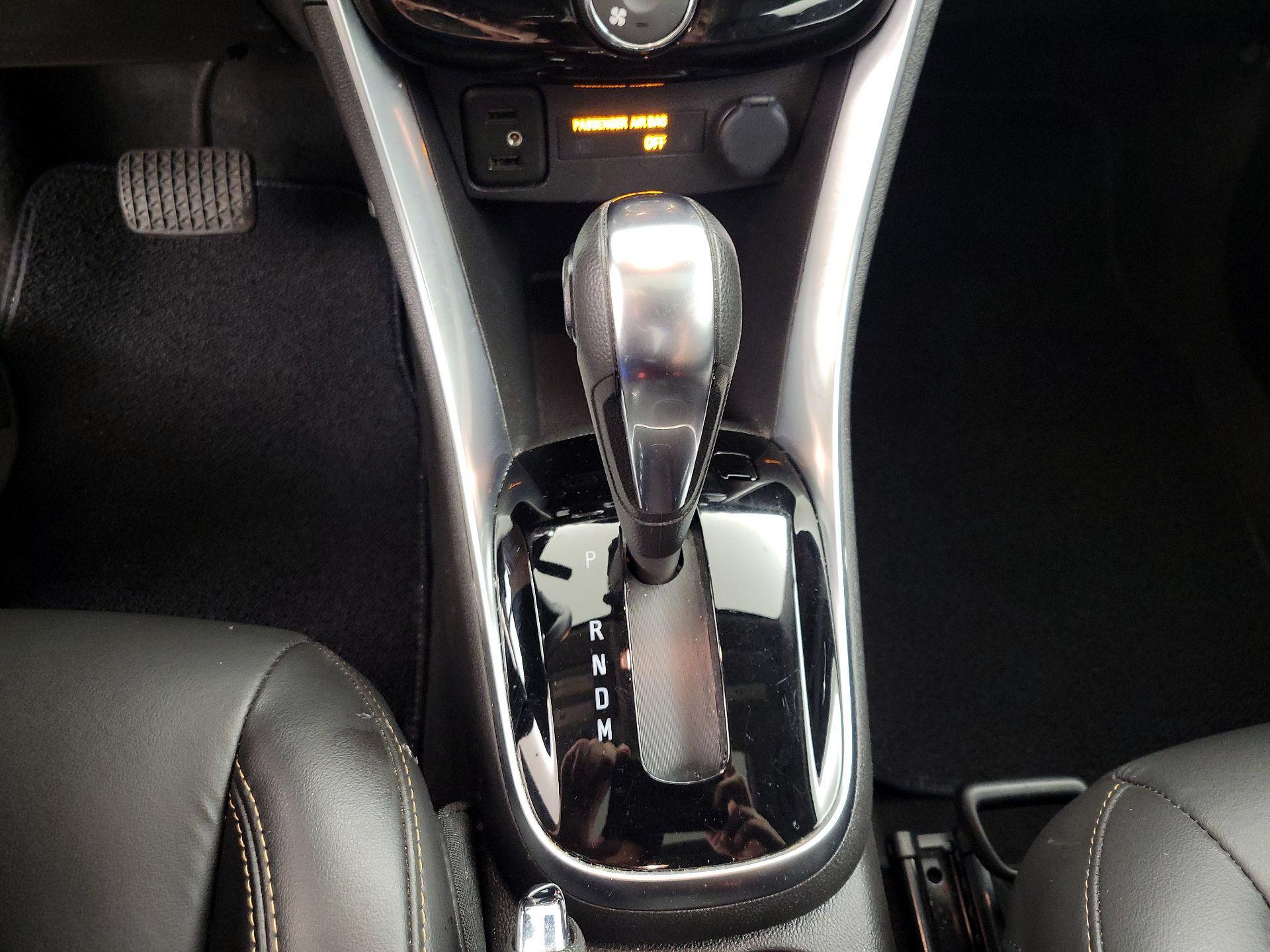 Thumbnail: 2020 Chevrolet Trax - 17