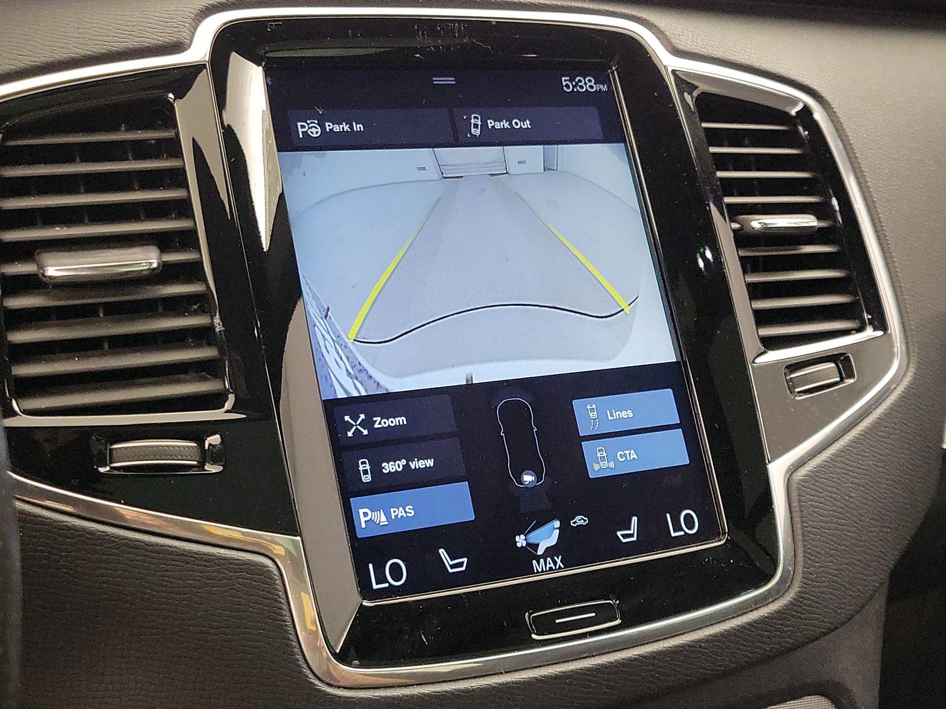 Thumbnail: 2018 Volvo XC90 - 15