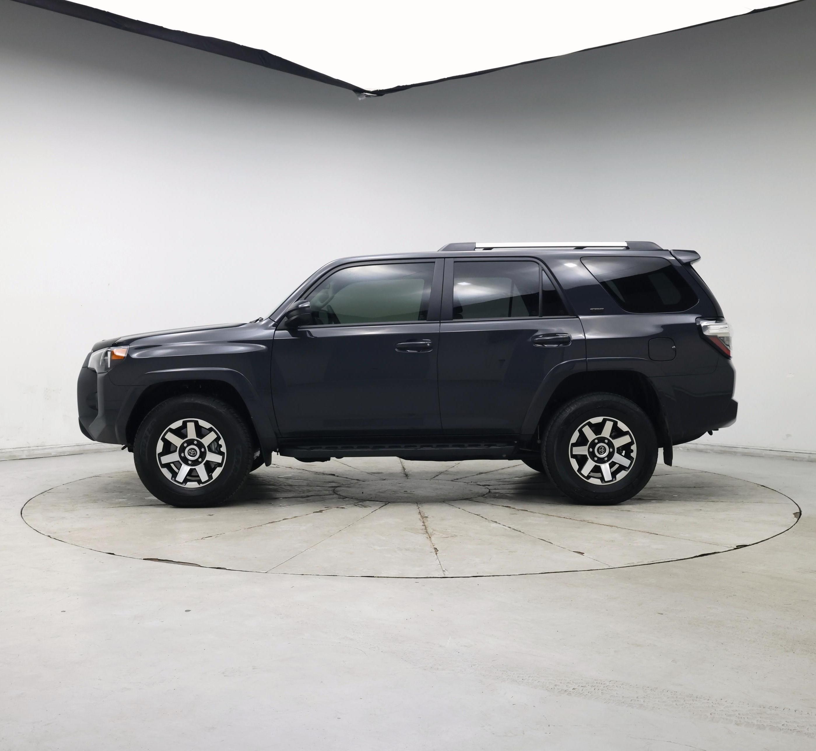 Thumbnail: 2024 Toyota 4Runner - 3