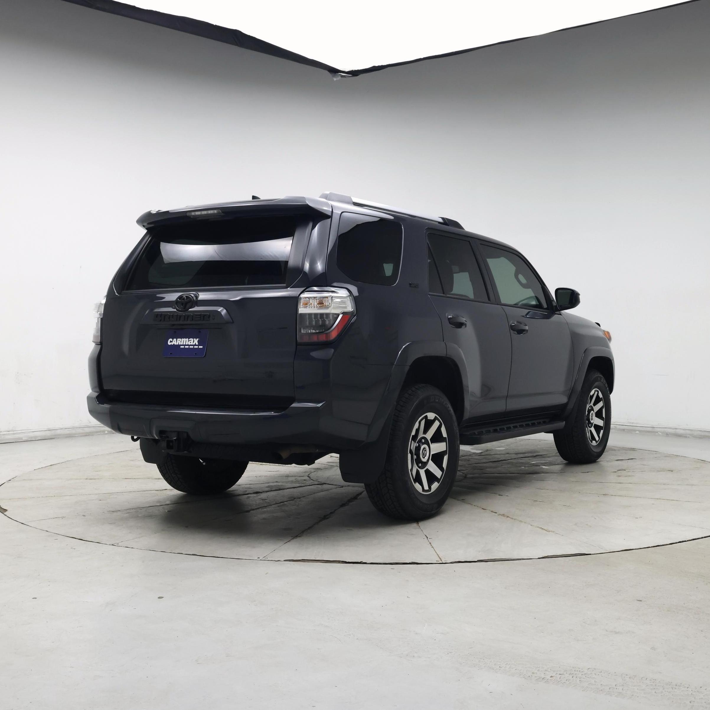 Thumbnail: 2024 Toyota 4Runner - 8