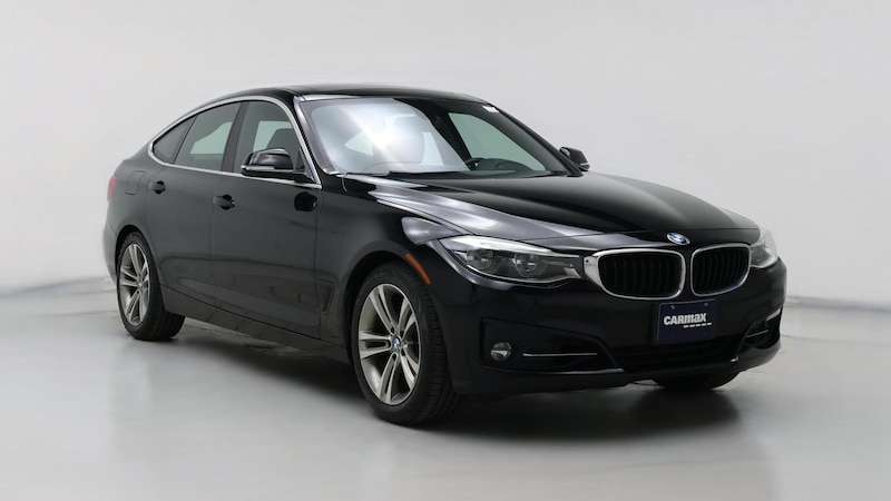 2017 BMW 3 Series 330xi Hero Image