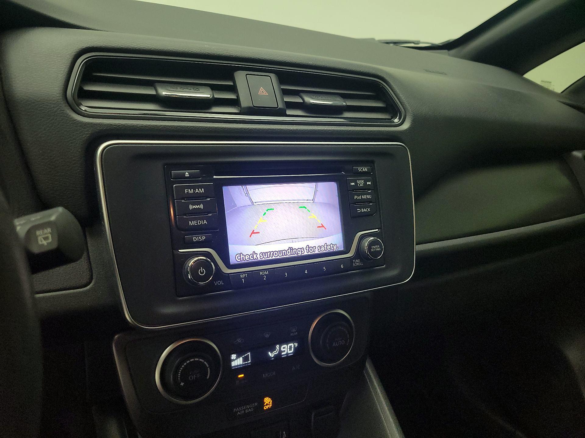 Thumbnail: 2018 Nissan Leaf - 14