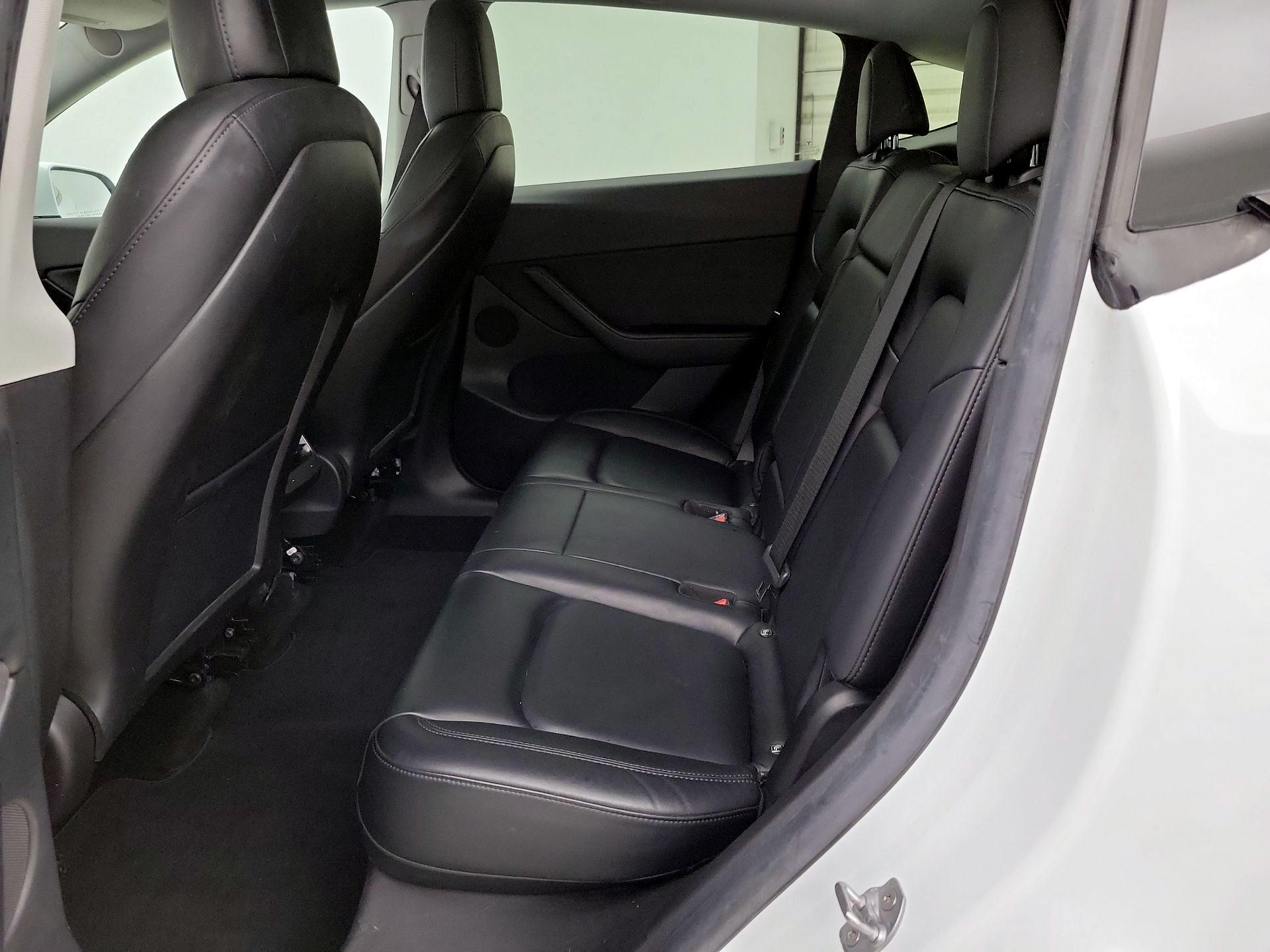 Thumbnail: 2021 Tesla Model Y - 19