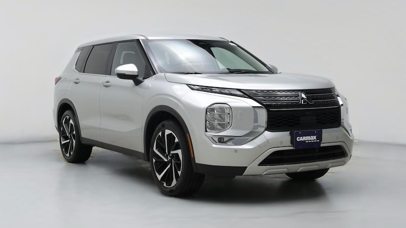 2024 Mitsubishi Outlander SE Hero Image