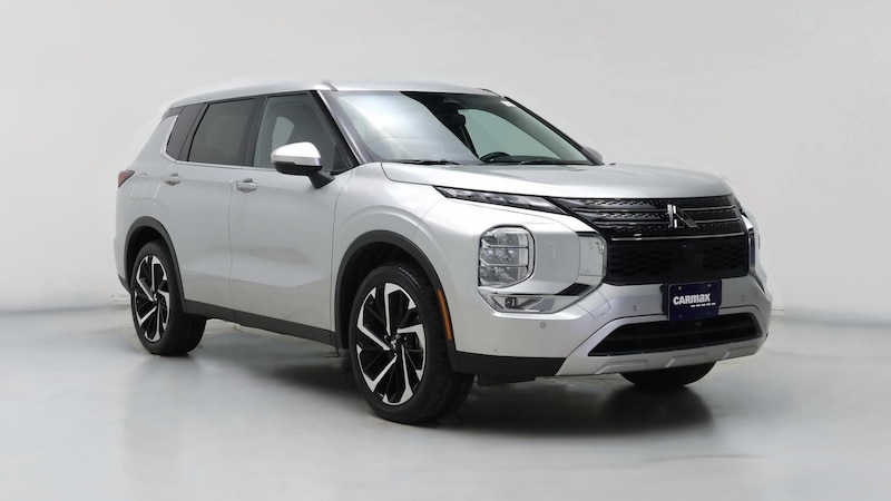 2024 Mitsubishi Outlander SE Hero Image